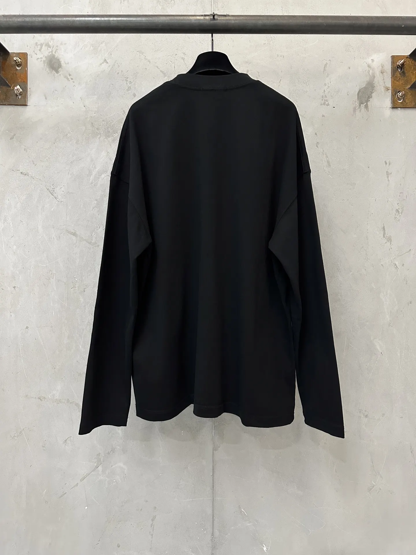 Logo Embroidered Long-Sleeve Cotton T-Shirt D20025027 — view 2