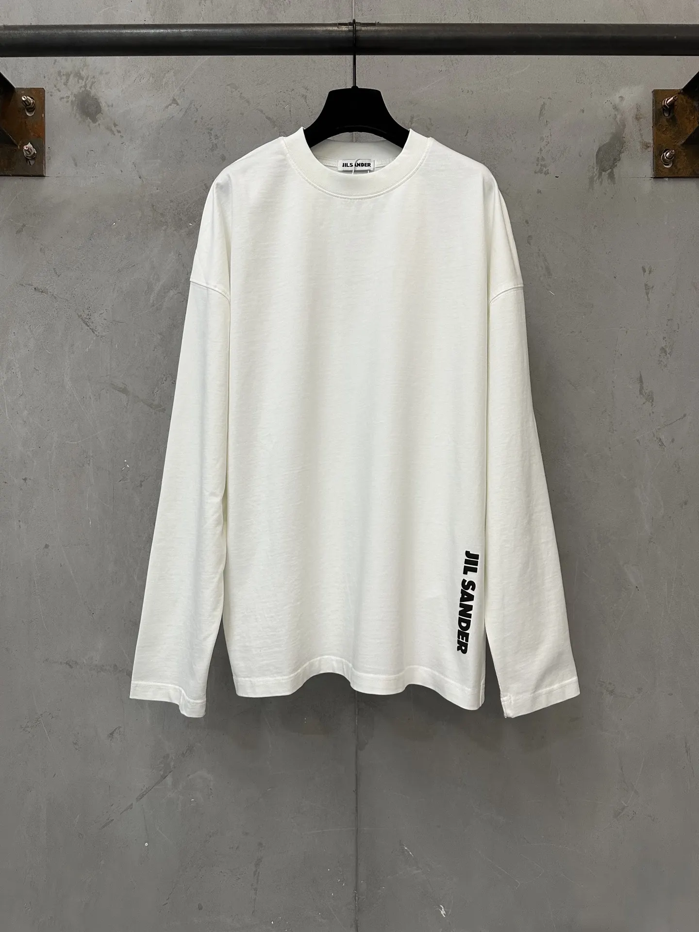 Logo Print Heavyweight Cotton Long-Sleeve T-Shirt D20025036