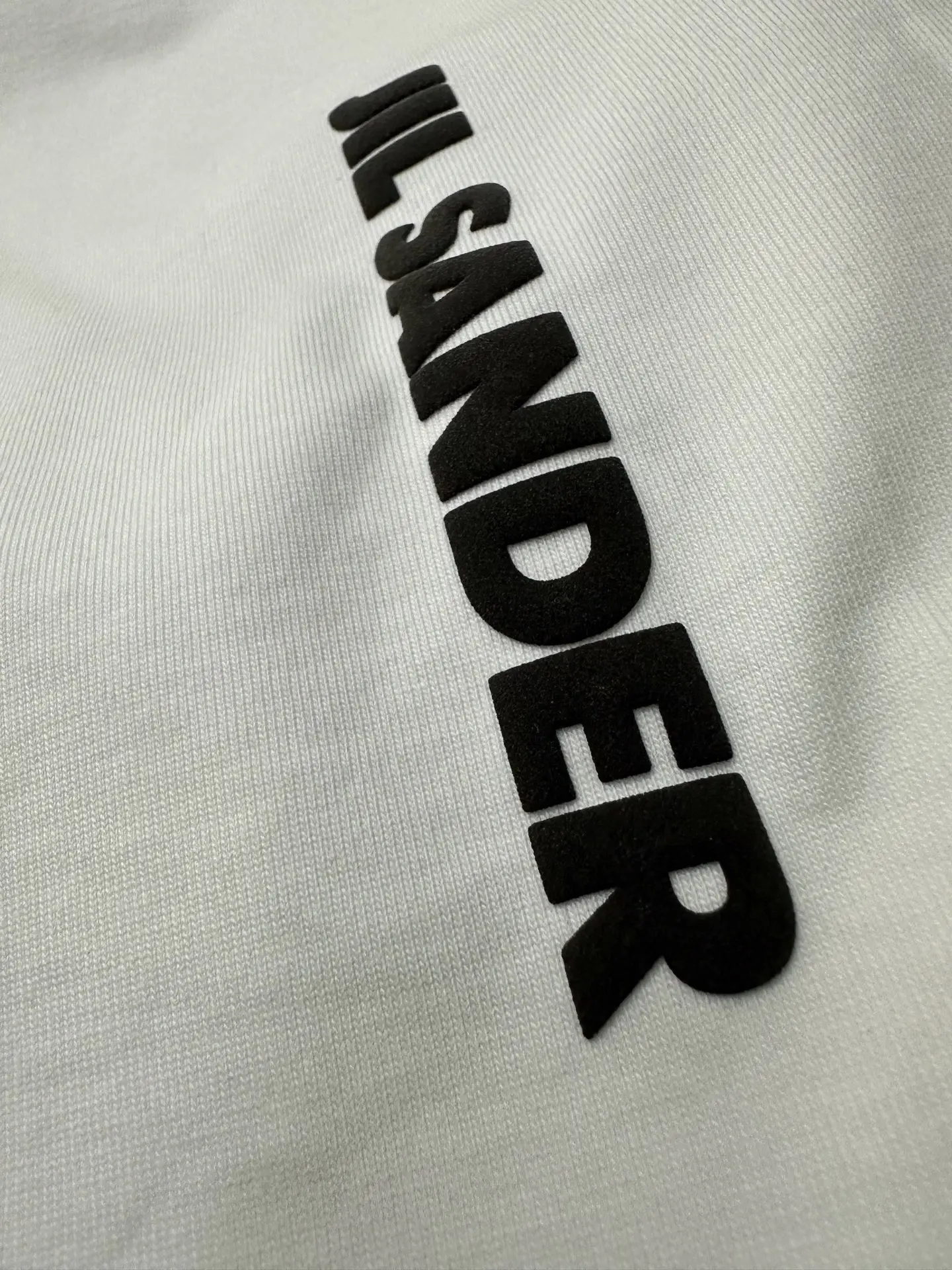 Logo Print Heavyweight Cotton Long-Sleeve T-Shirt D20025036 — view 7