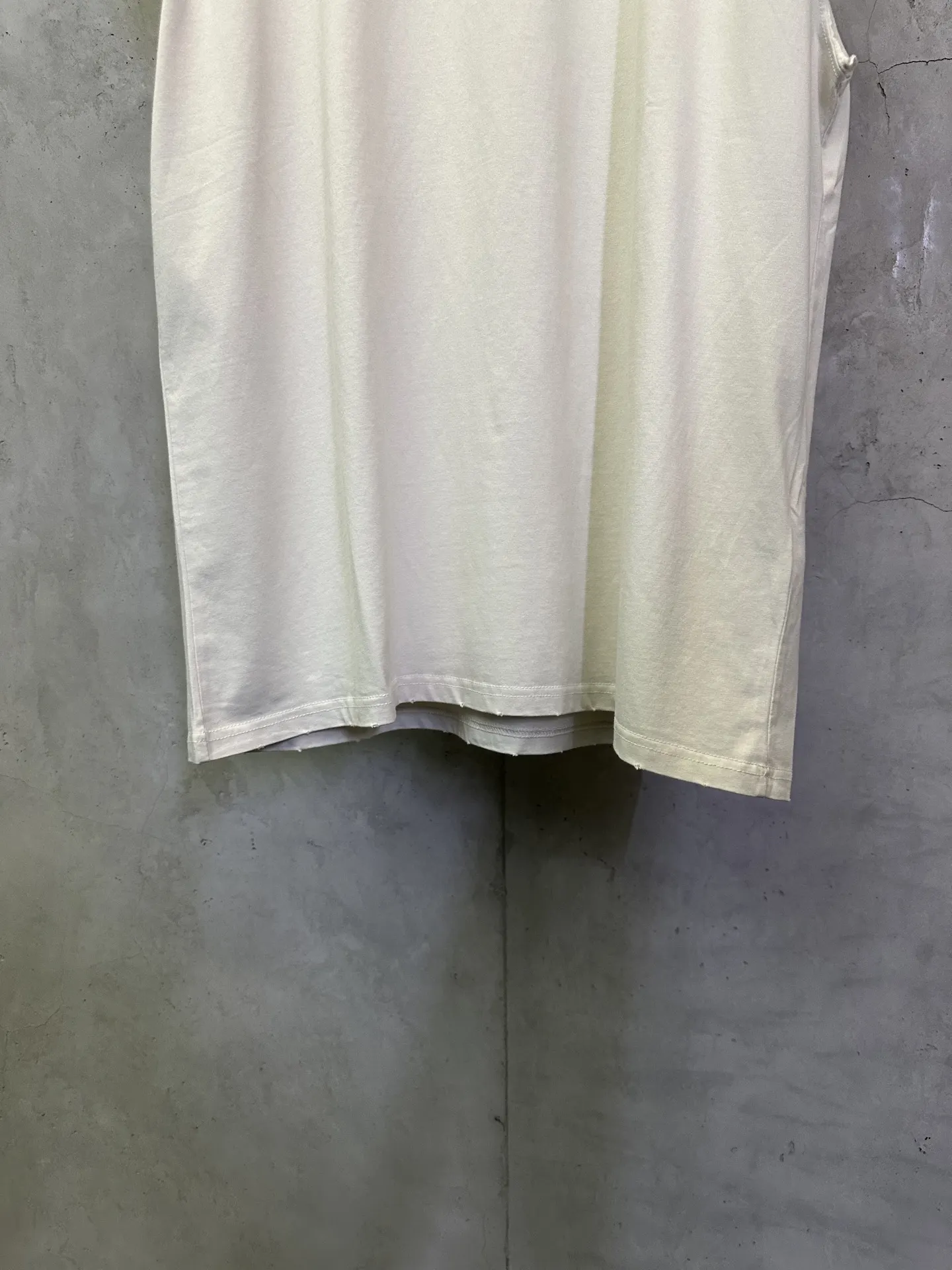 Logo Embroidery Distressed Cotton Tank Top D20512775 — view 4