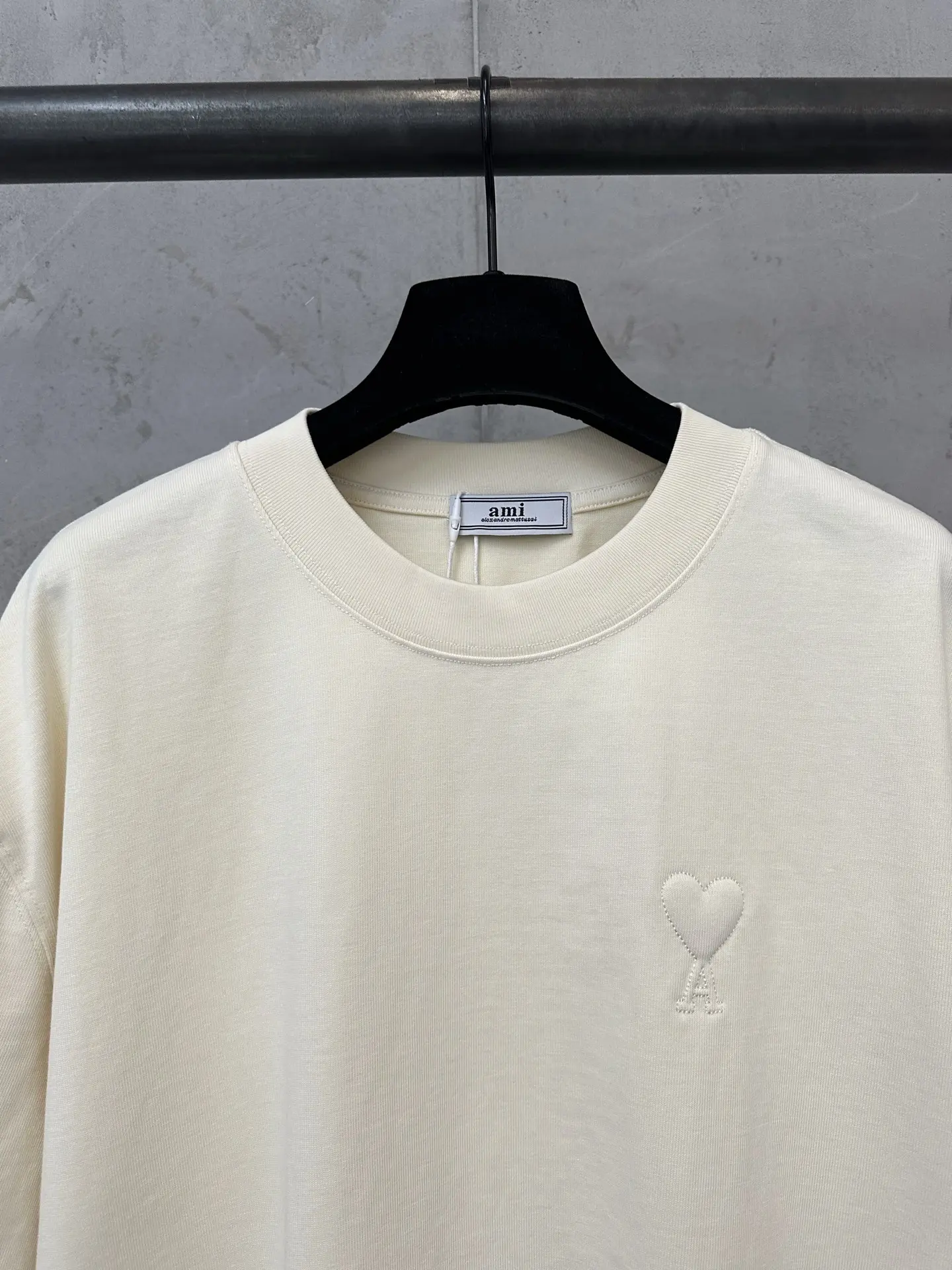Ami de Coeur Embossed Cotton T-Shirt D21023515 — view 5