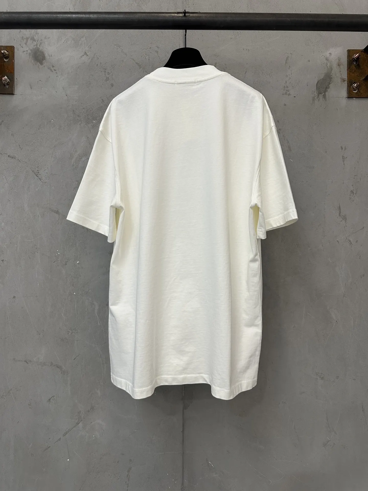 Triomphe Logo Embroidered Heavyweight T-Shirt D21020226 — view 2
