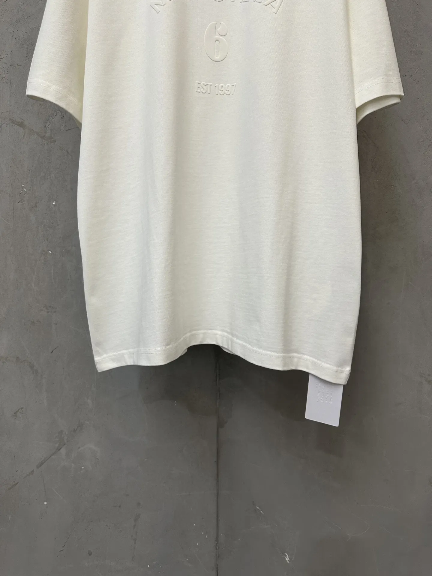 MM6 Maison Margiela Flocked Logo Heavyweight T-Shirt D21021791 — view 4