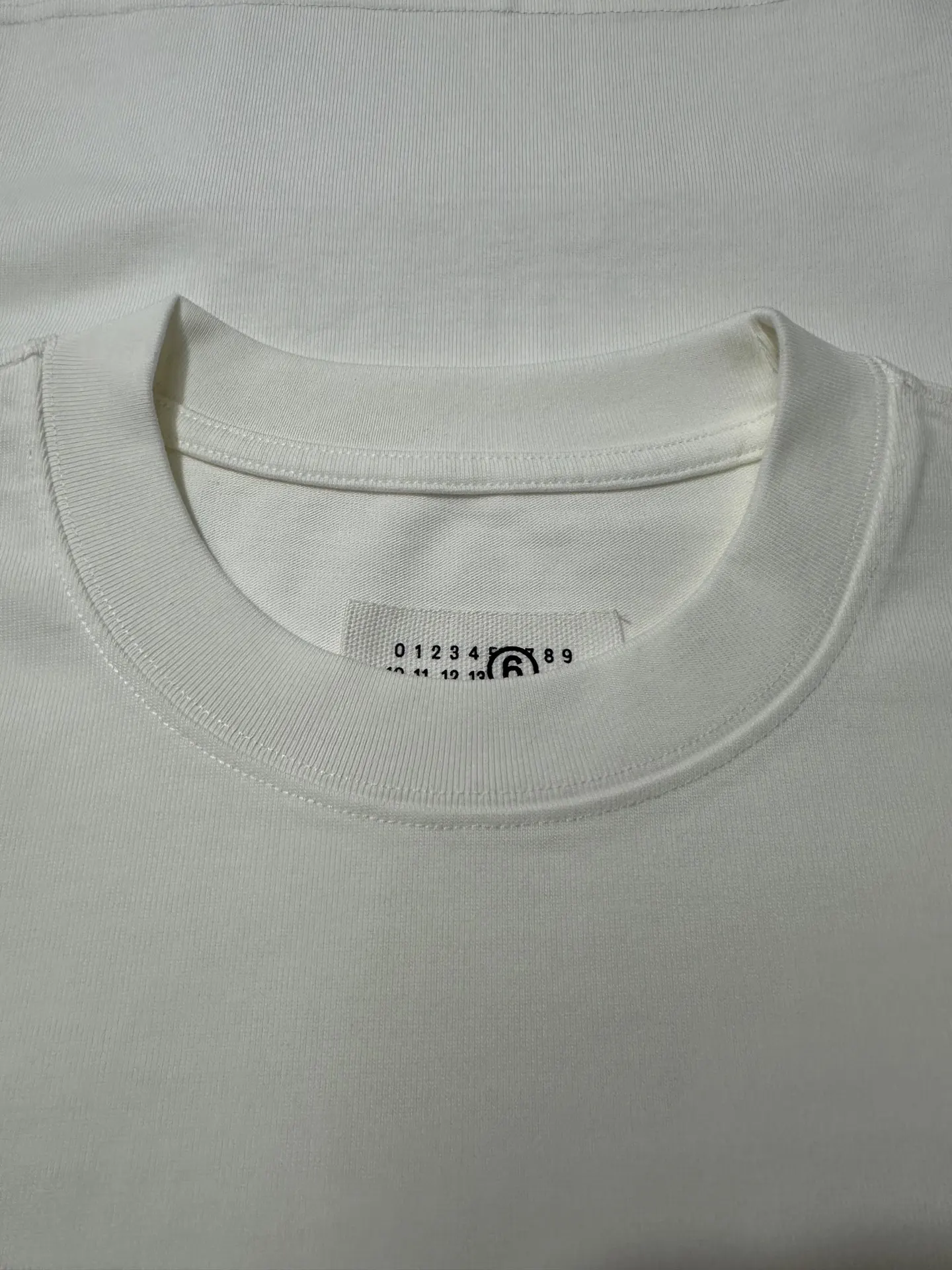 MM6 Maison Margiela Flocked Logo Heavyweight T-Shirt D21021791 — view 6