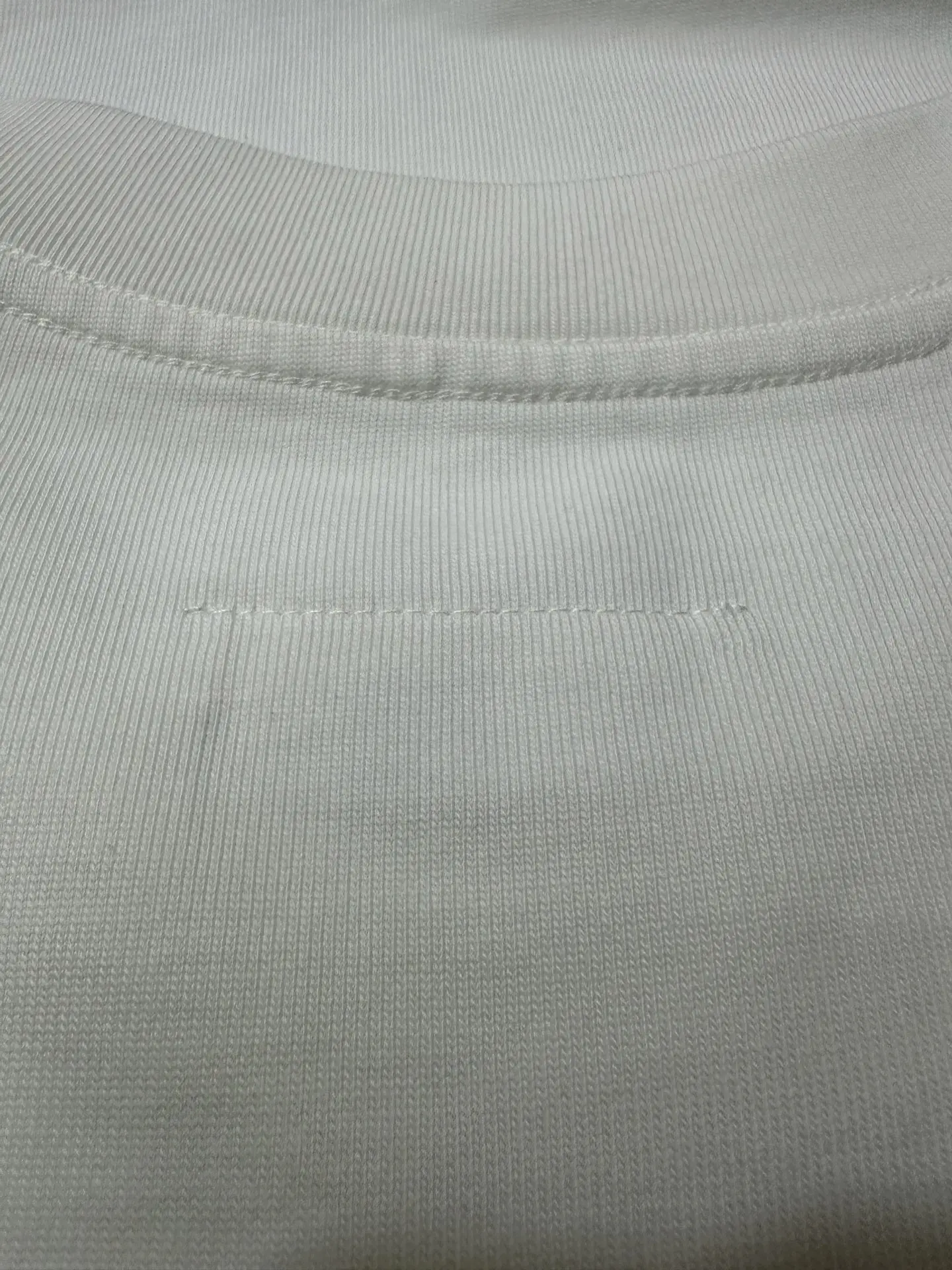 MM6 Maison Margiela Flocked Logo Heavyweight T-Shirt D21021791 — view 10
