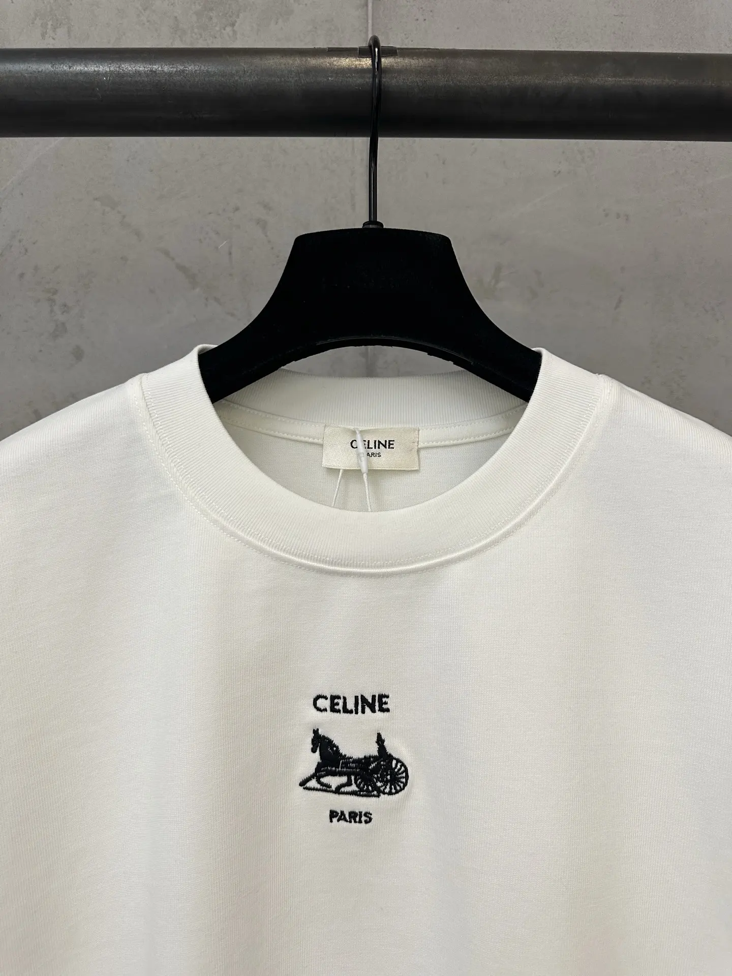 Triomphe Carriage Logo Heavyweight Cotton T-Shirt D21020150 — view 5