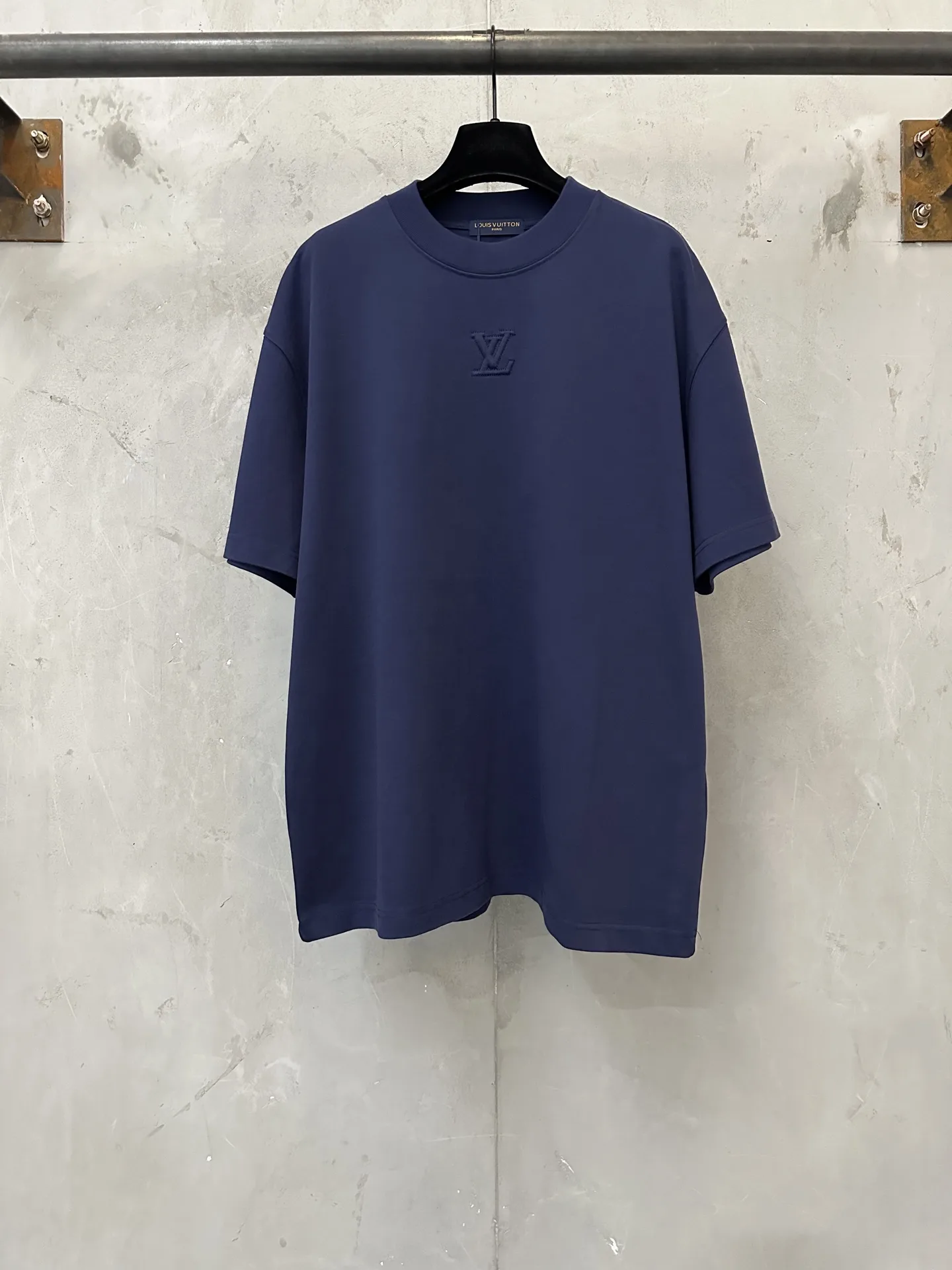 Embossed Logo Heavyweight Cotton T-Shirt D21021786