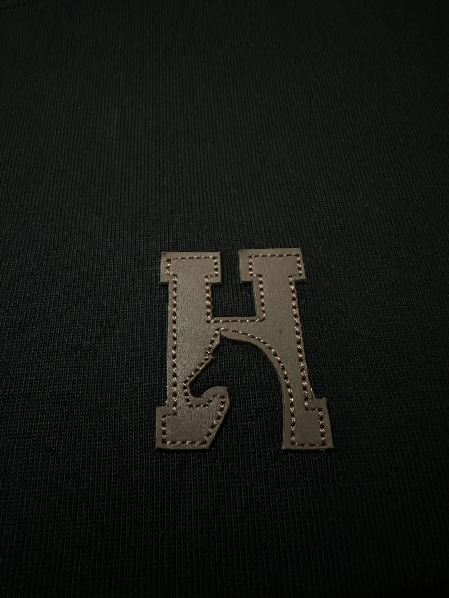 Leather Patch Heavyweight Cotton T-Shirt D21021803 — view 7
