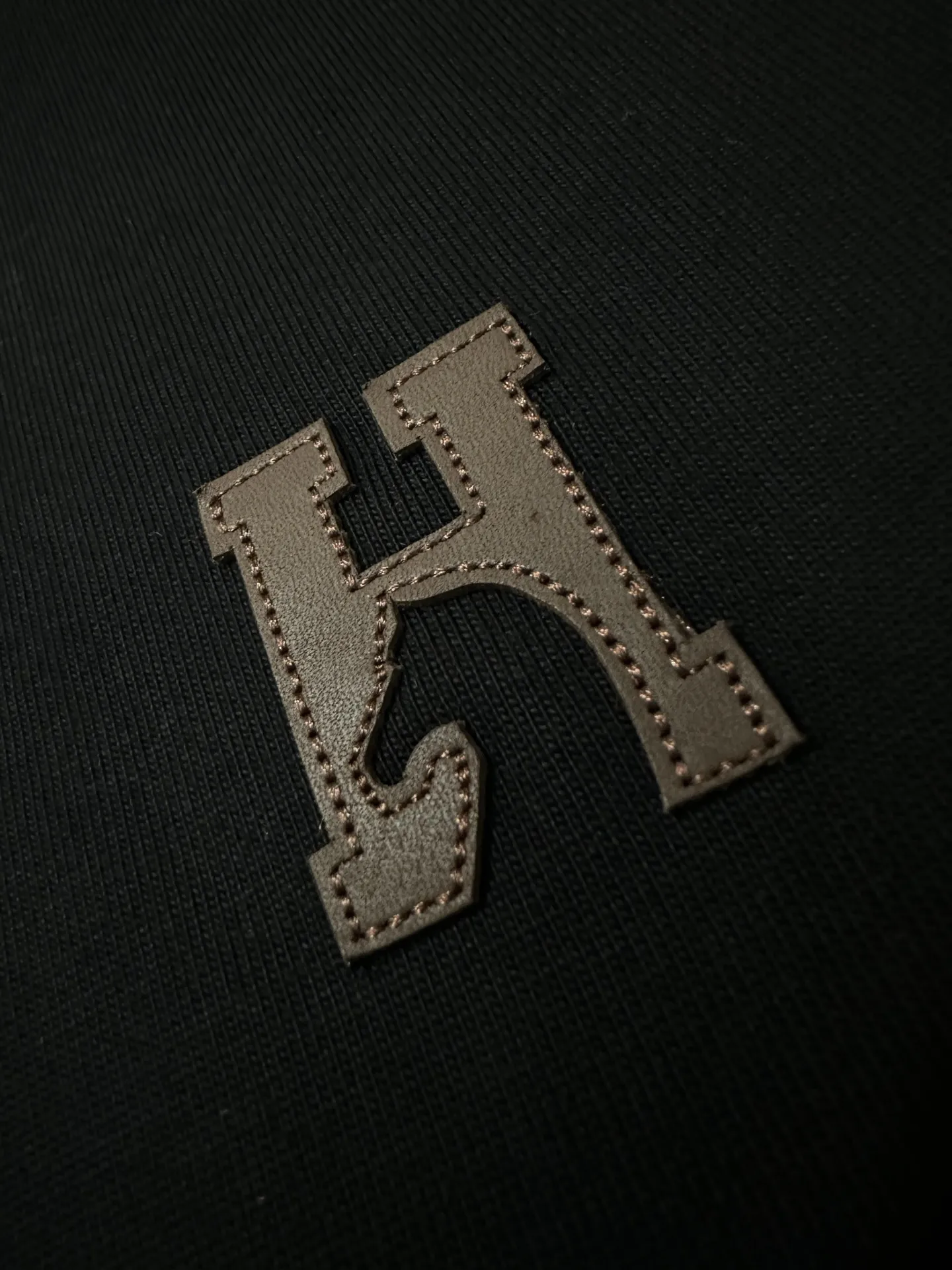 Leather Patch Heavyweight Cotton T-Shirt D21021803 — view 8