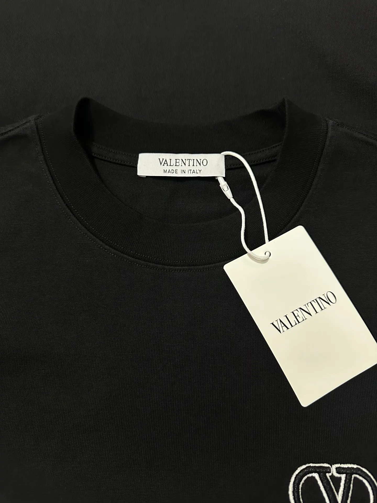VLogo Embroidered Heavyweight Cotton T-Shirt D21021949 — view 6