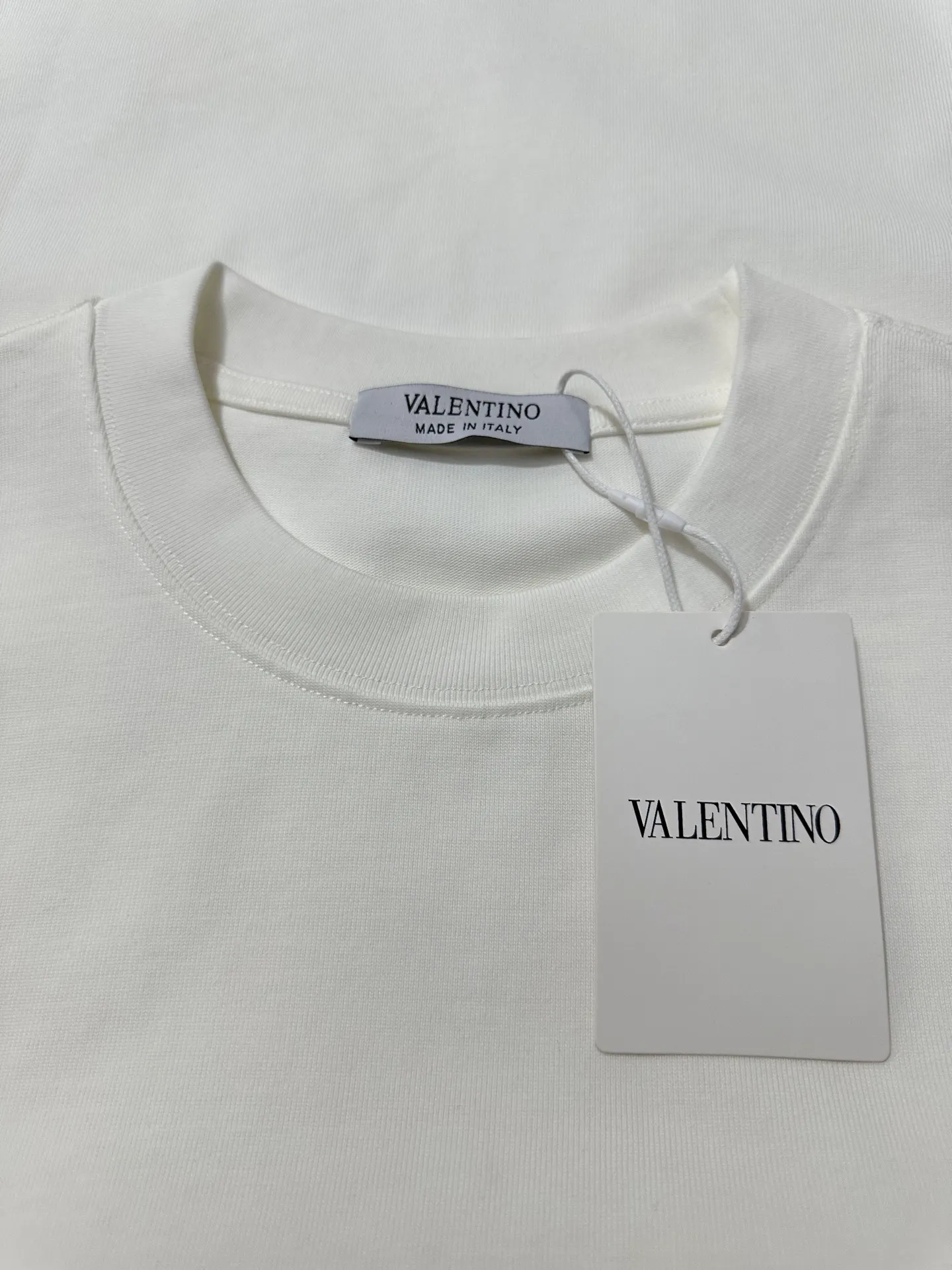 VLogo Embroidered Heavyweight Cotton T-Shirt D21021948 — view 6