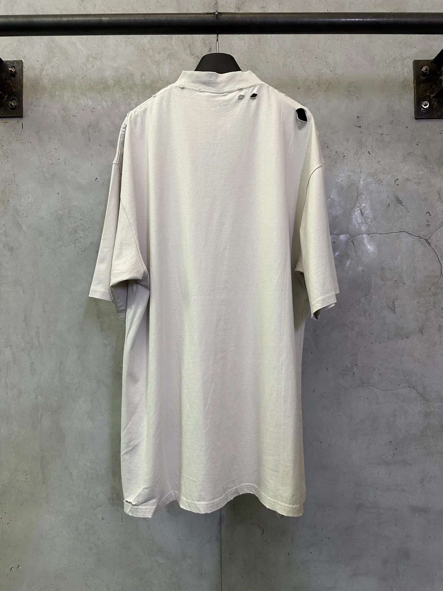 Eye Chart Distressed Cotton T-Shirt D21512828 — view 2