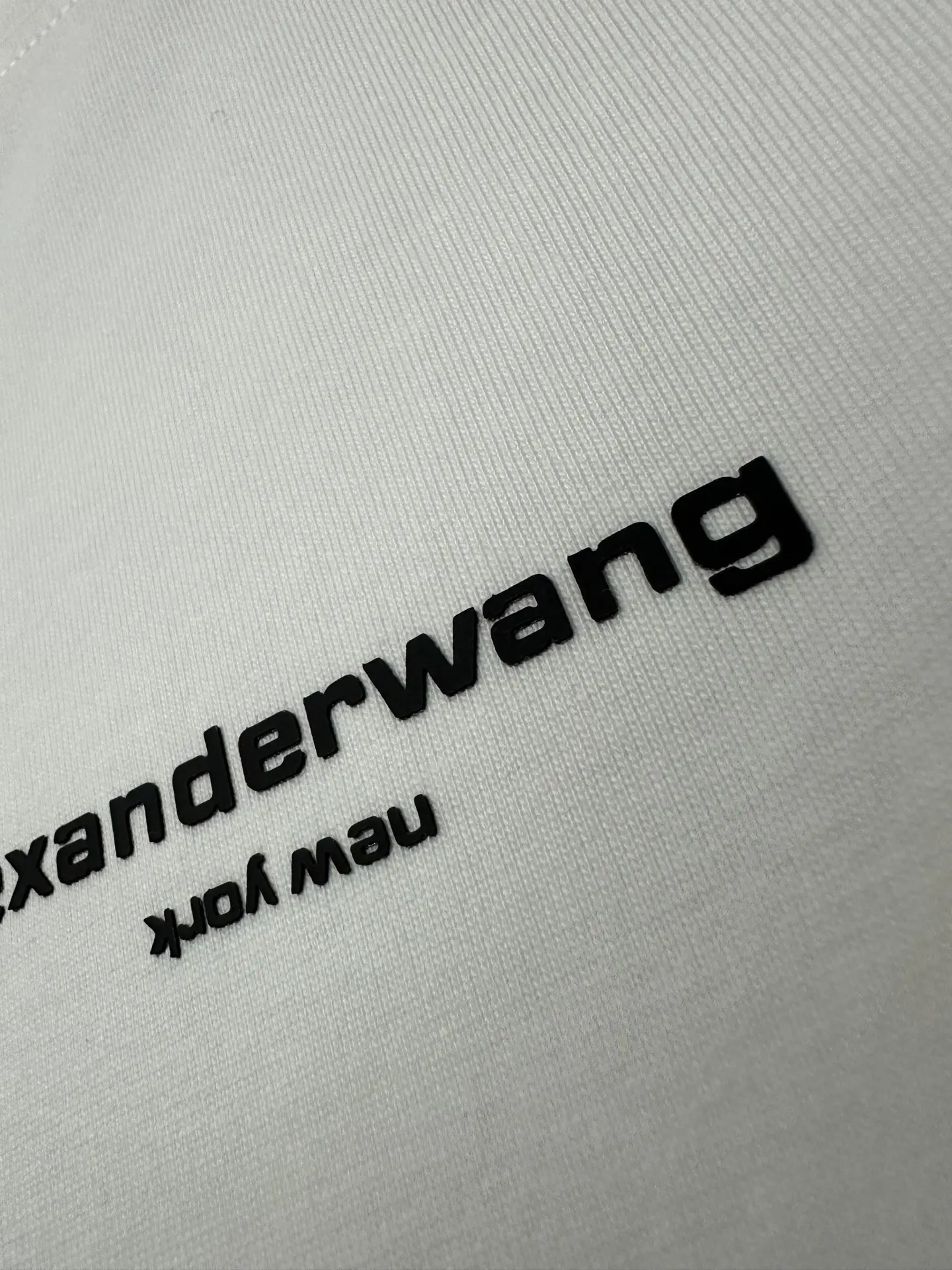 Logo Print Long-Sleeve T-Shirt D22024389 — view 8