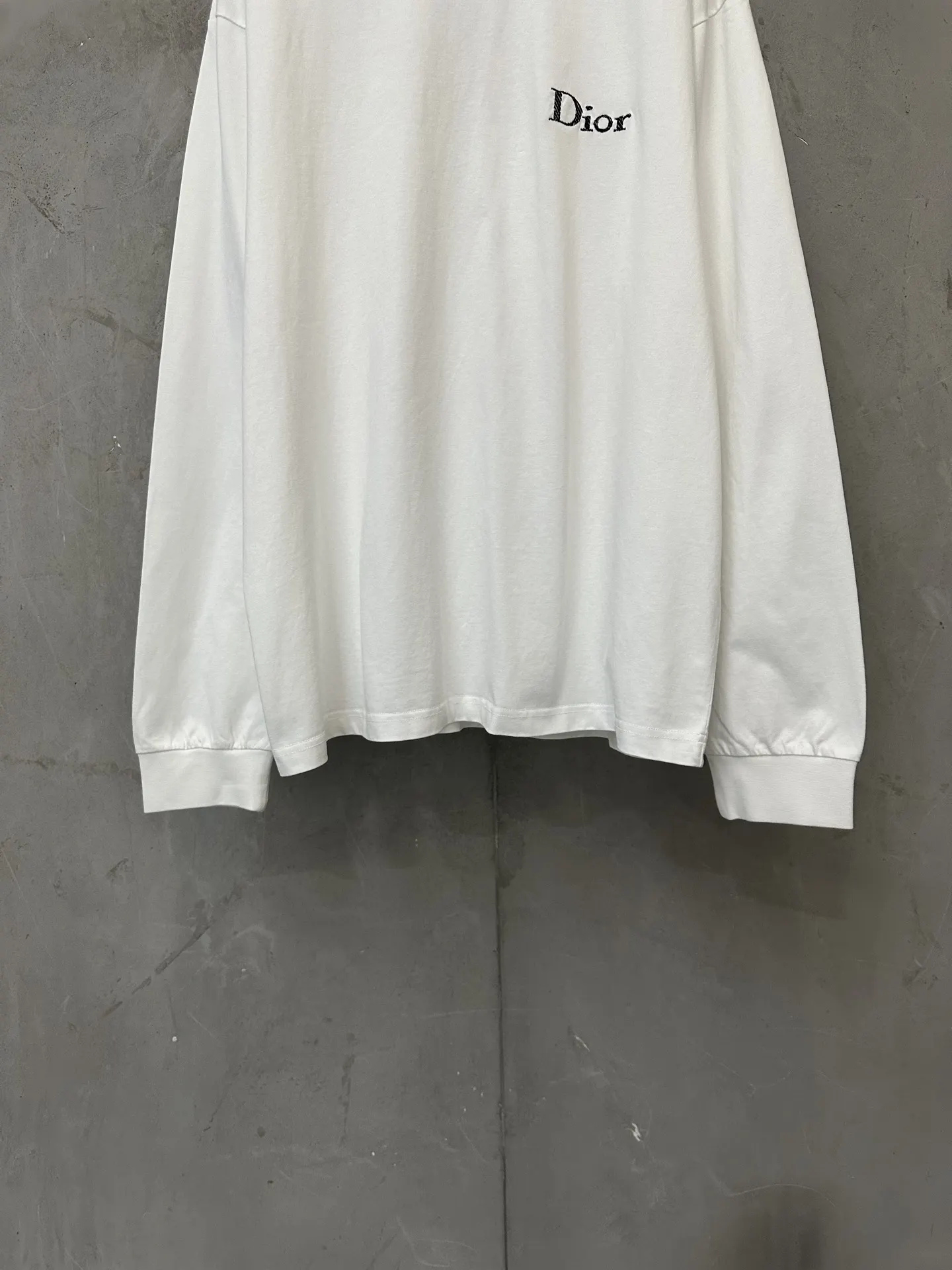 Logo Embroidered Long-Sleeve T-Shirt D22023518 — view 4
