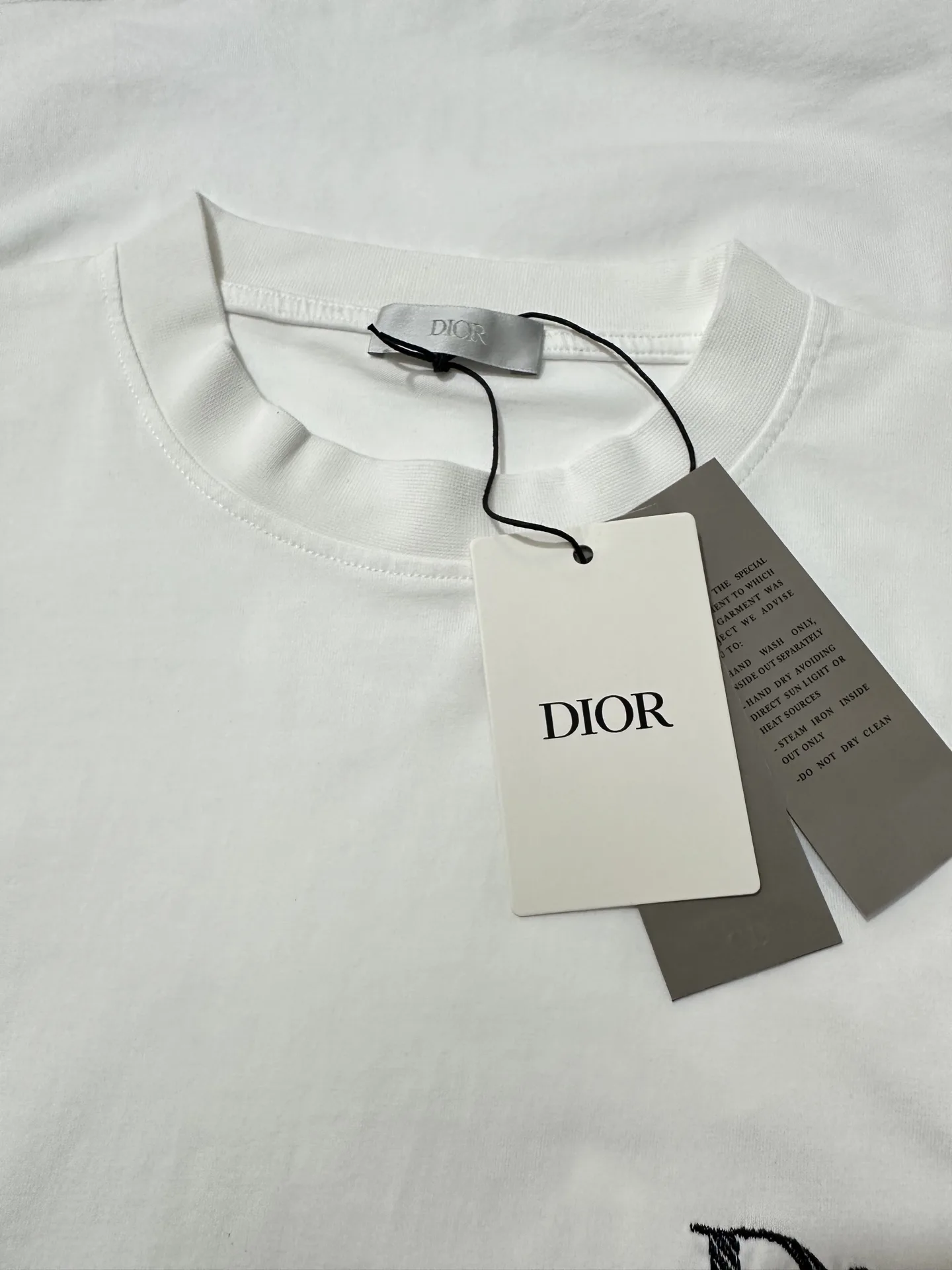 Logo Embroidered Long-Sleeve T-Shirt D22023518 — view 6