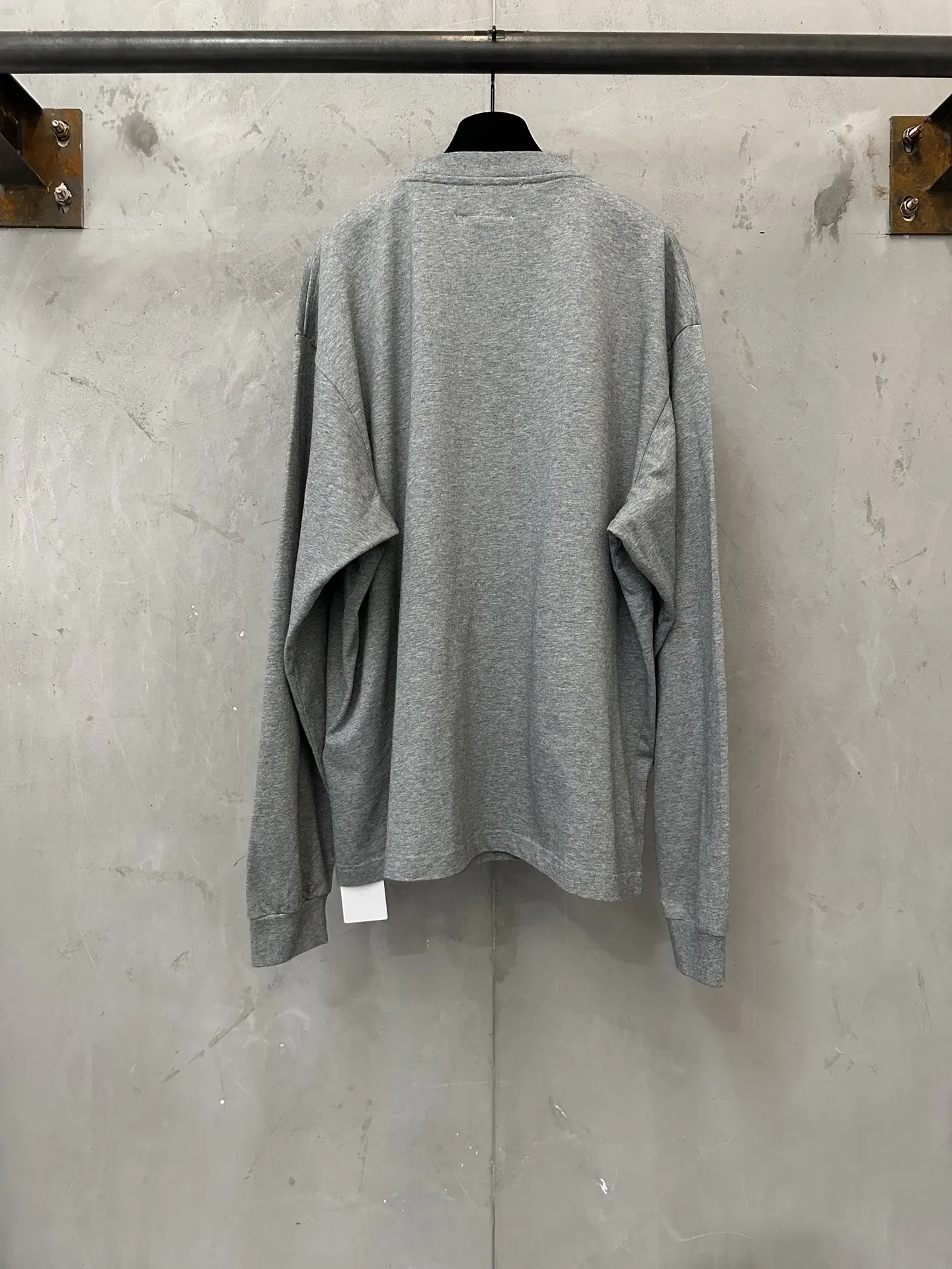 MM6 Maison Margiela Logo Patch Long-Sleeve T-Shirt D22023565 — view 2