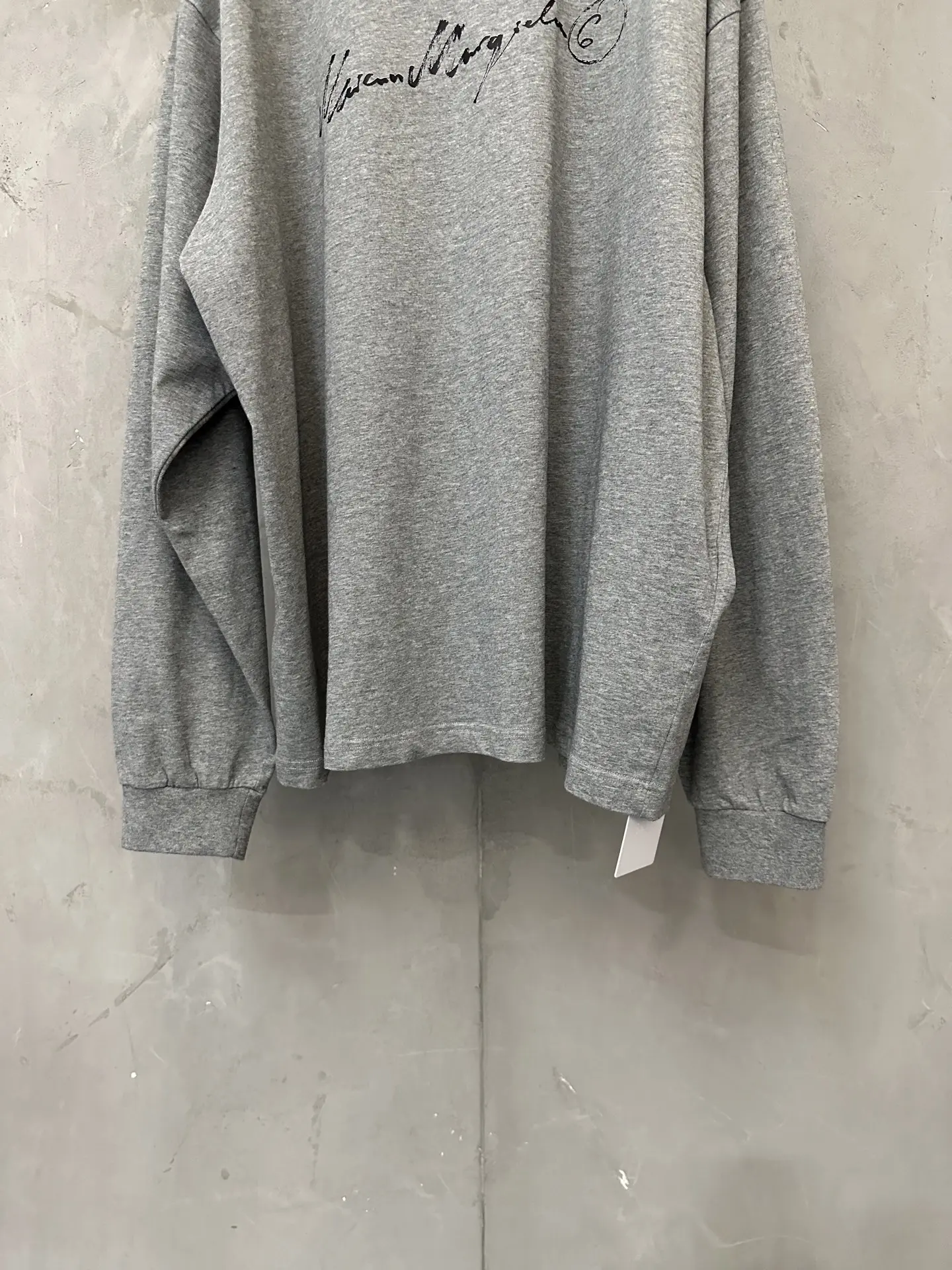 MM6 Signature Logo Long-Sleeve T-Shirt D22023566 — view 4
