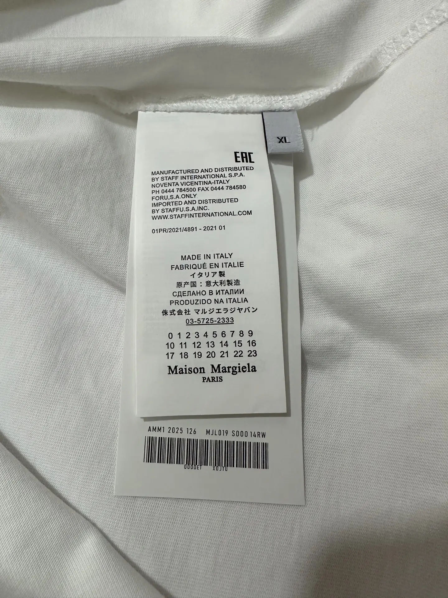 MM6 Maison Margiela Signature Logo Long-Sleeve T-Shirt D22024455 — view 10
