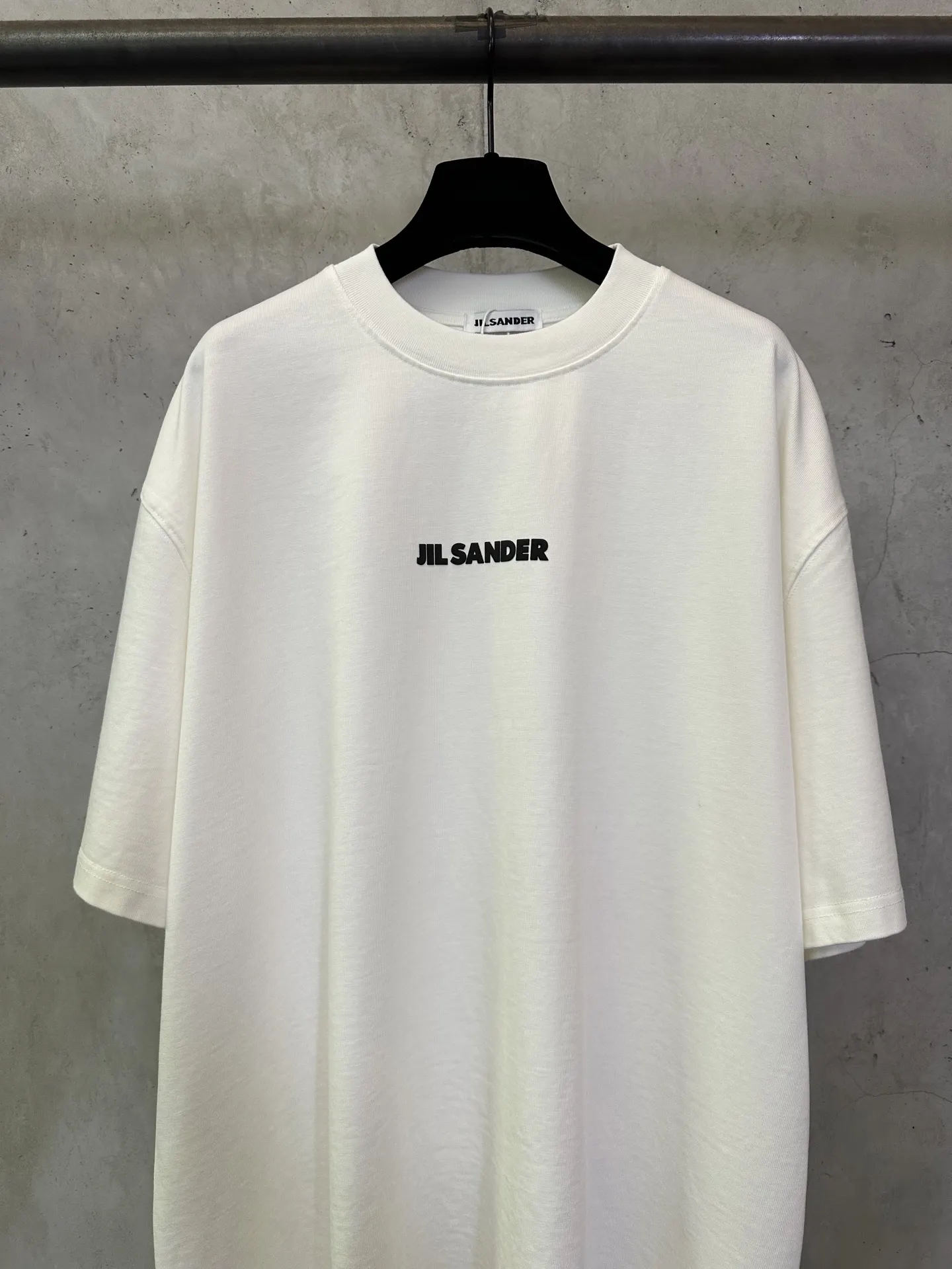 Logo-Print Heavyweight Cotton T-Shirt D22015716 — view 3