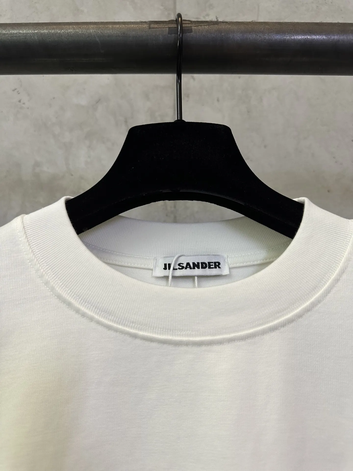 Logo-Print Heavyweight Cotton T-Shirt D22015716 — view 7