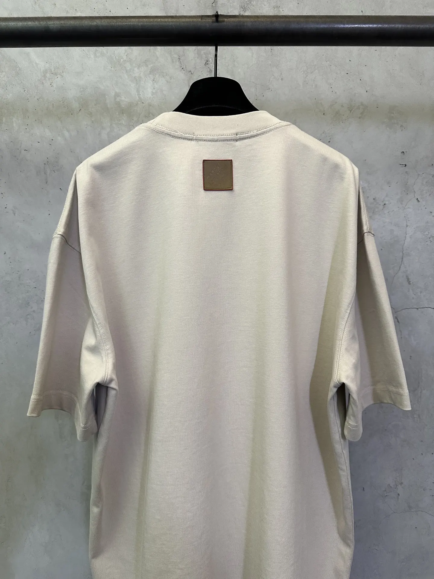 L.V.M. Logo Heavyweight Cotton T-Shirt D22012743 — view 5