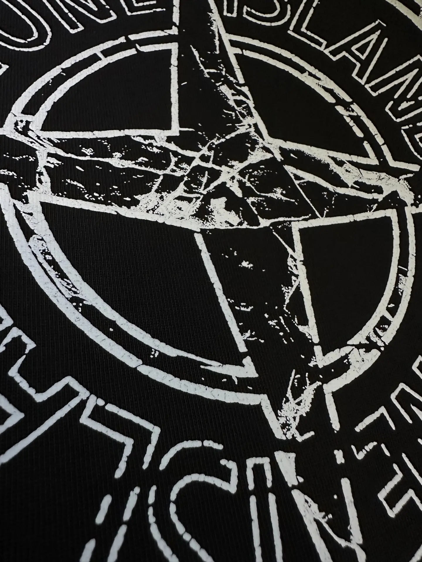 Stone Island Compass Logo Heavyweight Cotton T-Shirt D22012745 — view 8