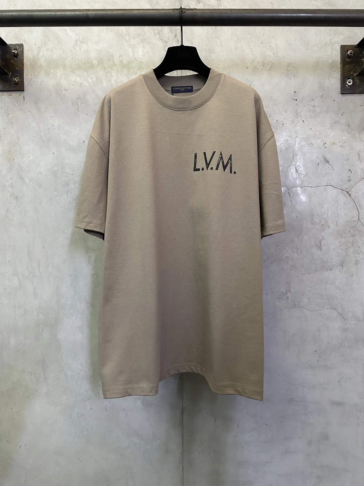 L.V.M. Logo Print Heavyweight Cotton T-Shirt D22512764