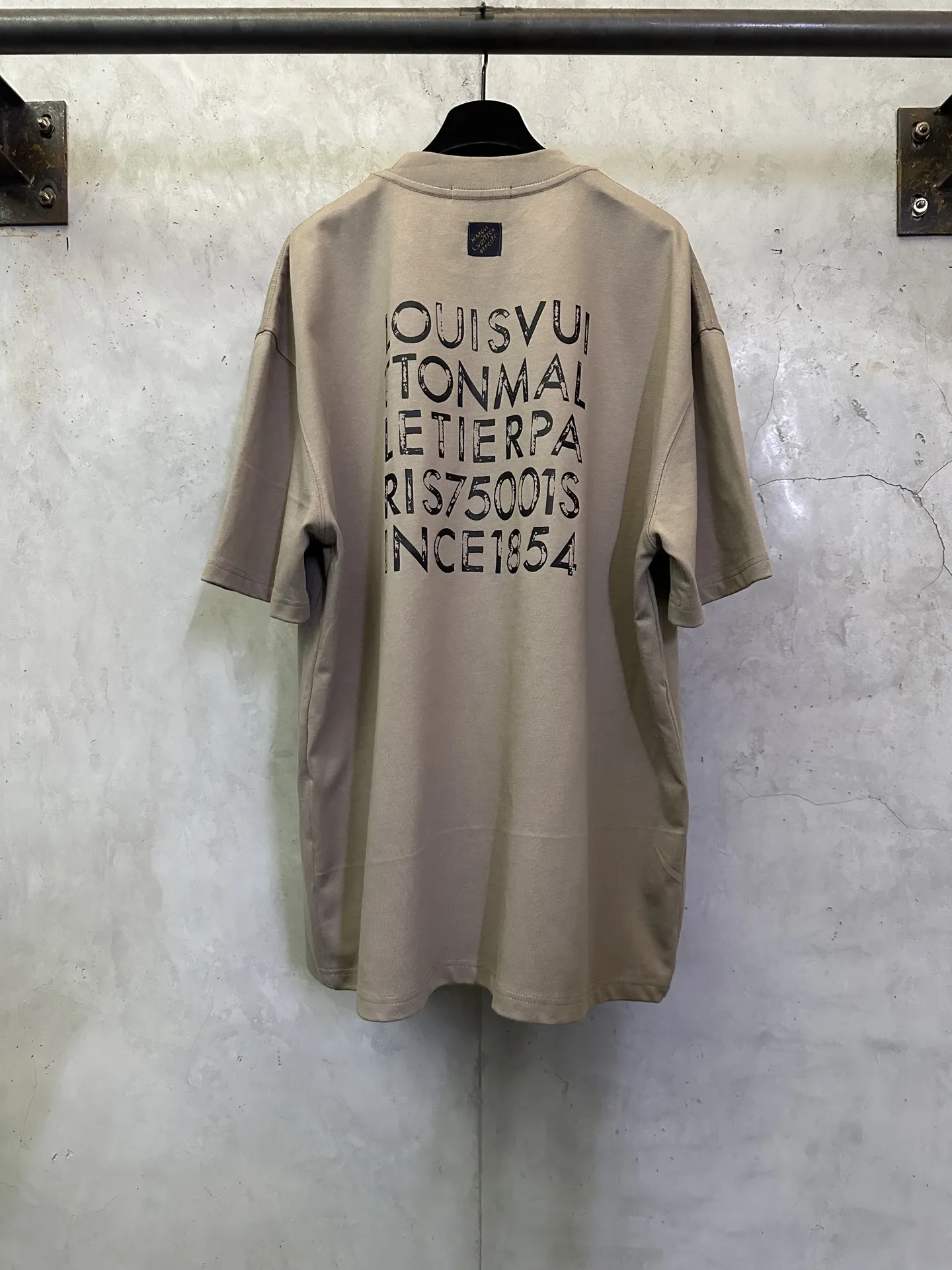 L.V.M. Logo Print Heavyweight Cotton T-Shirt D22512764 — view 2