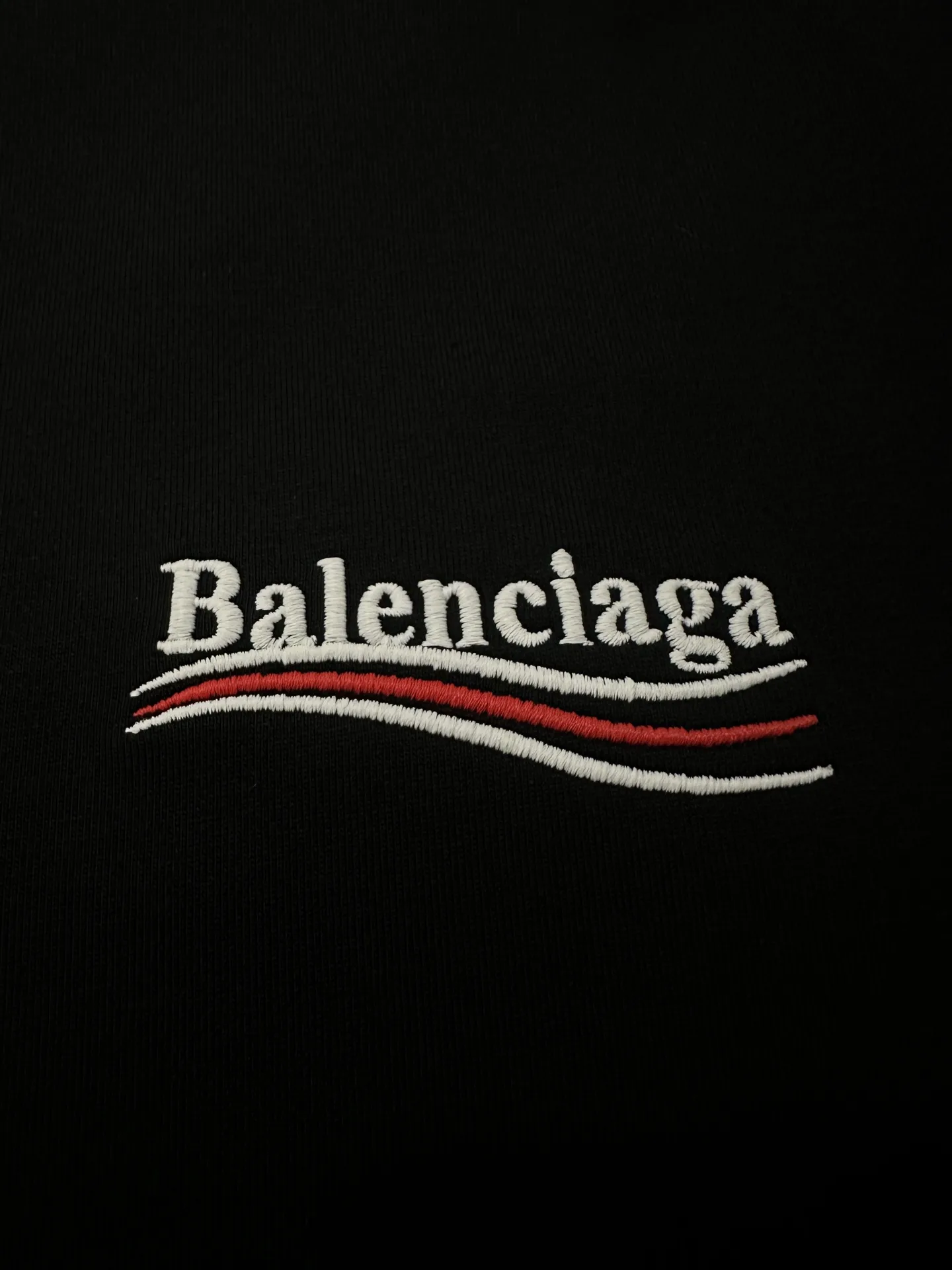 Political Campaign Embroidered Long-Sleeve T-Shirt D23021946 — view 7