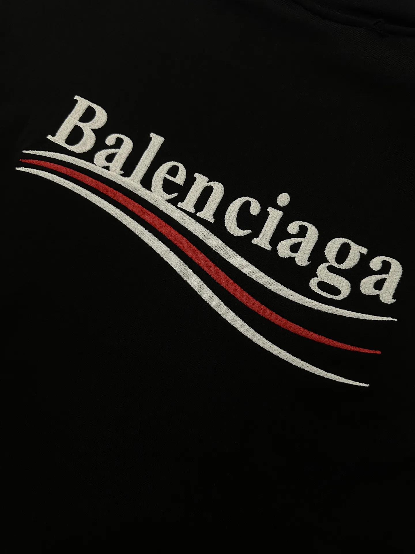 Political Campaign Embroidered Long-Sleeve T-Shirt D23021946 — view 8