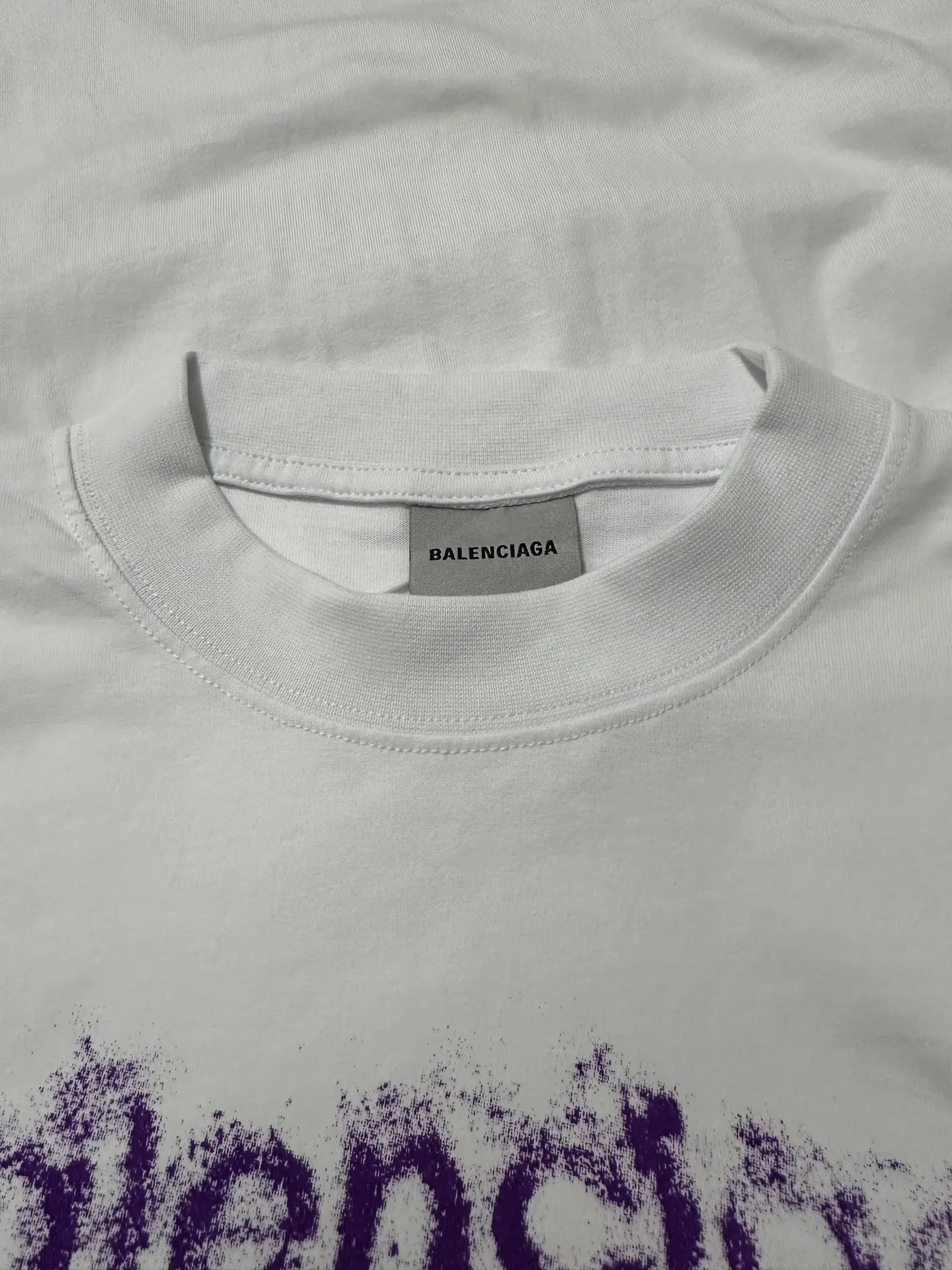 Rainbow Gradient Logo Long-Sleeve T-Shirt D23023593 — view 6