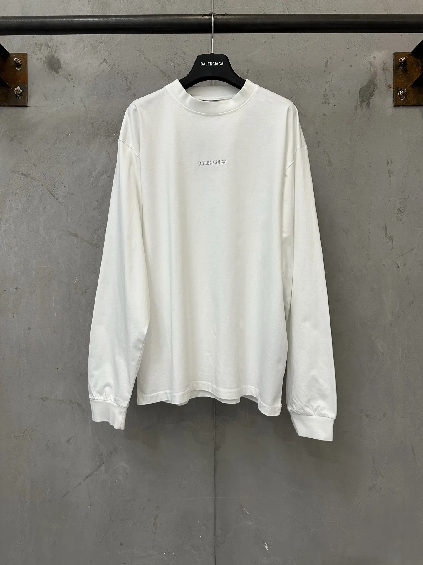 Rhinestone Logo Long-Sleeve T-Shirt D23024451