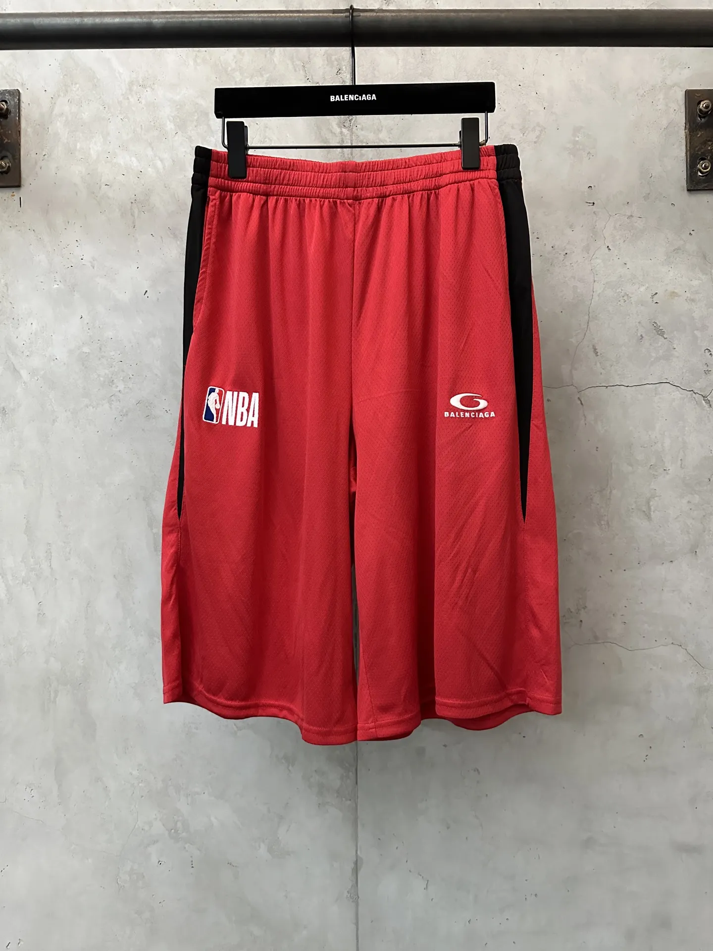 Balenciaga x NBA Mesh Basketball Shorts D23012328