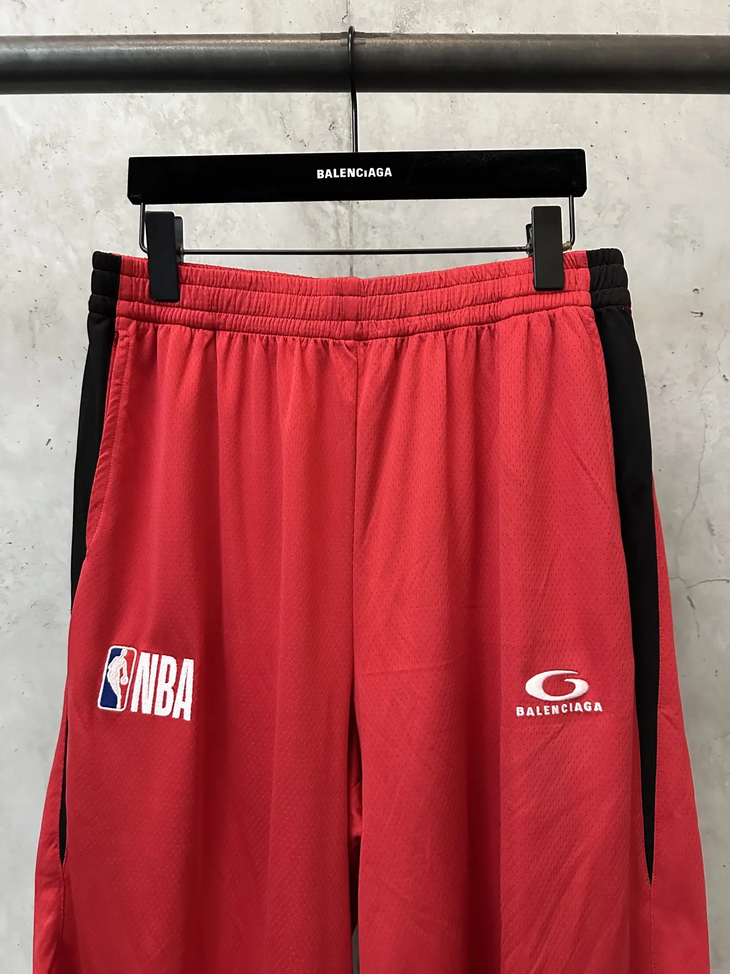 Balenciaga x NBA Mesh Basketball Shorts D23012328 — view 3