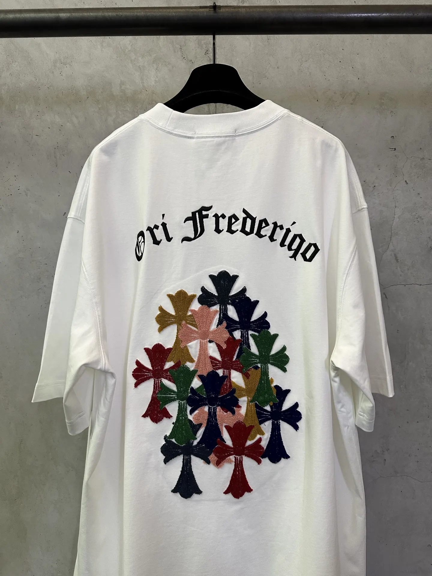 Embroidered Cross Logo Cotton T-Shirt D23012833 — view 5