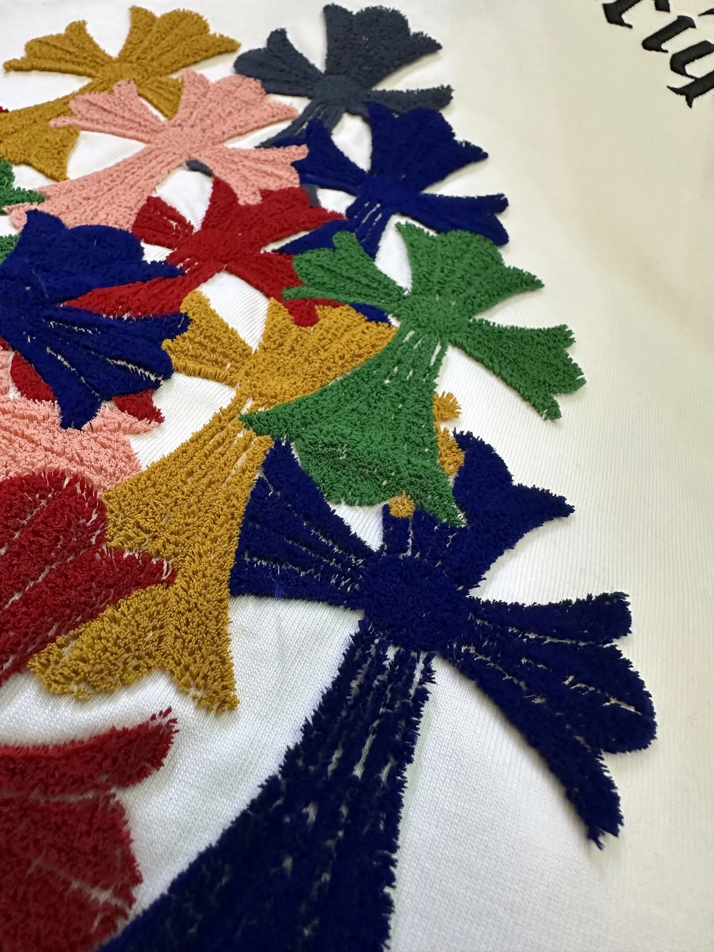Embroidered Cross Logo Cotton T-Shirt D23012833 — view 8