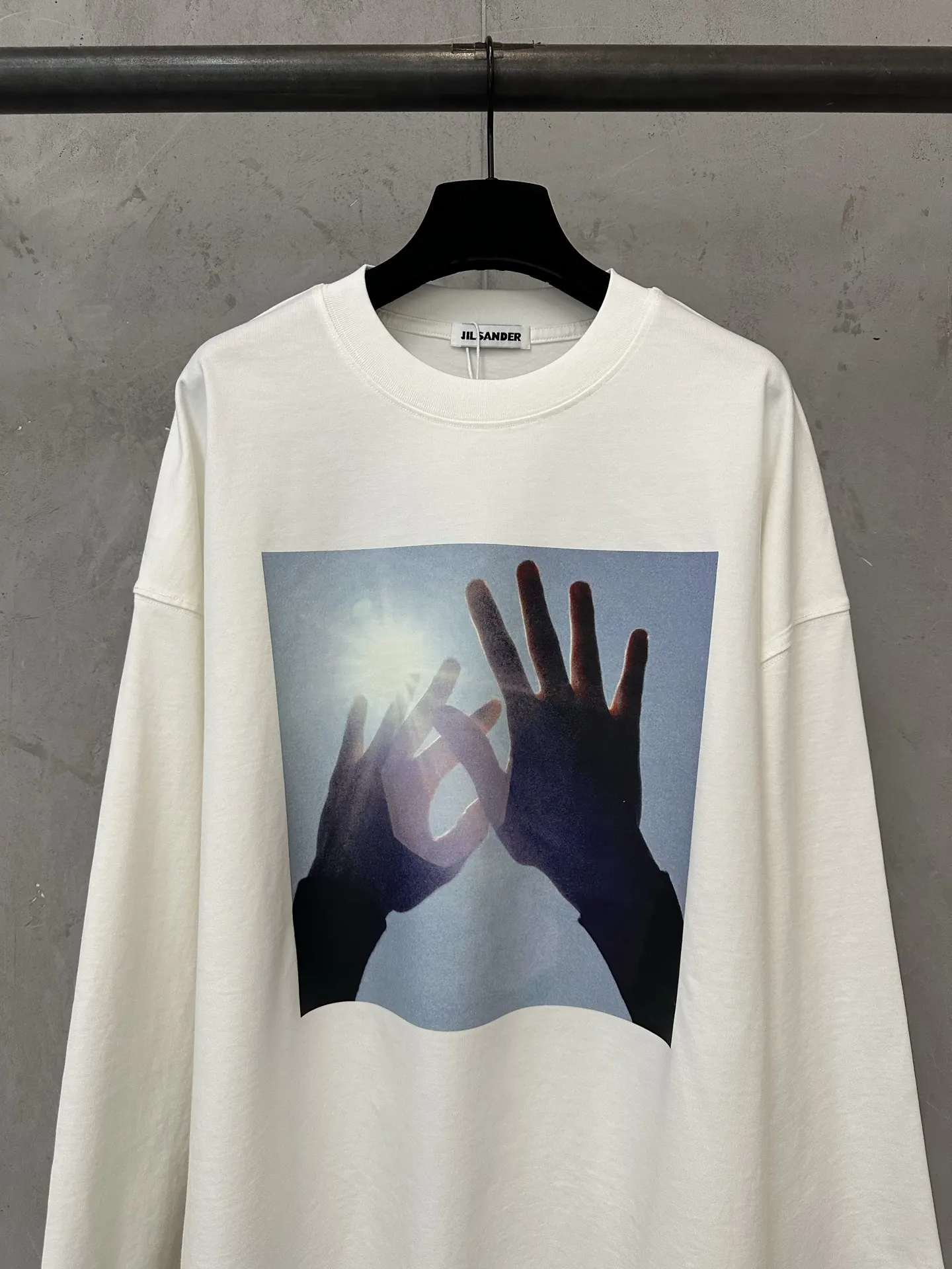 Graphic Print Long-Sleeved Cotton T-Shirt D23024390 — view 3