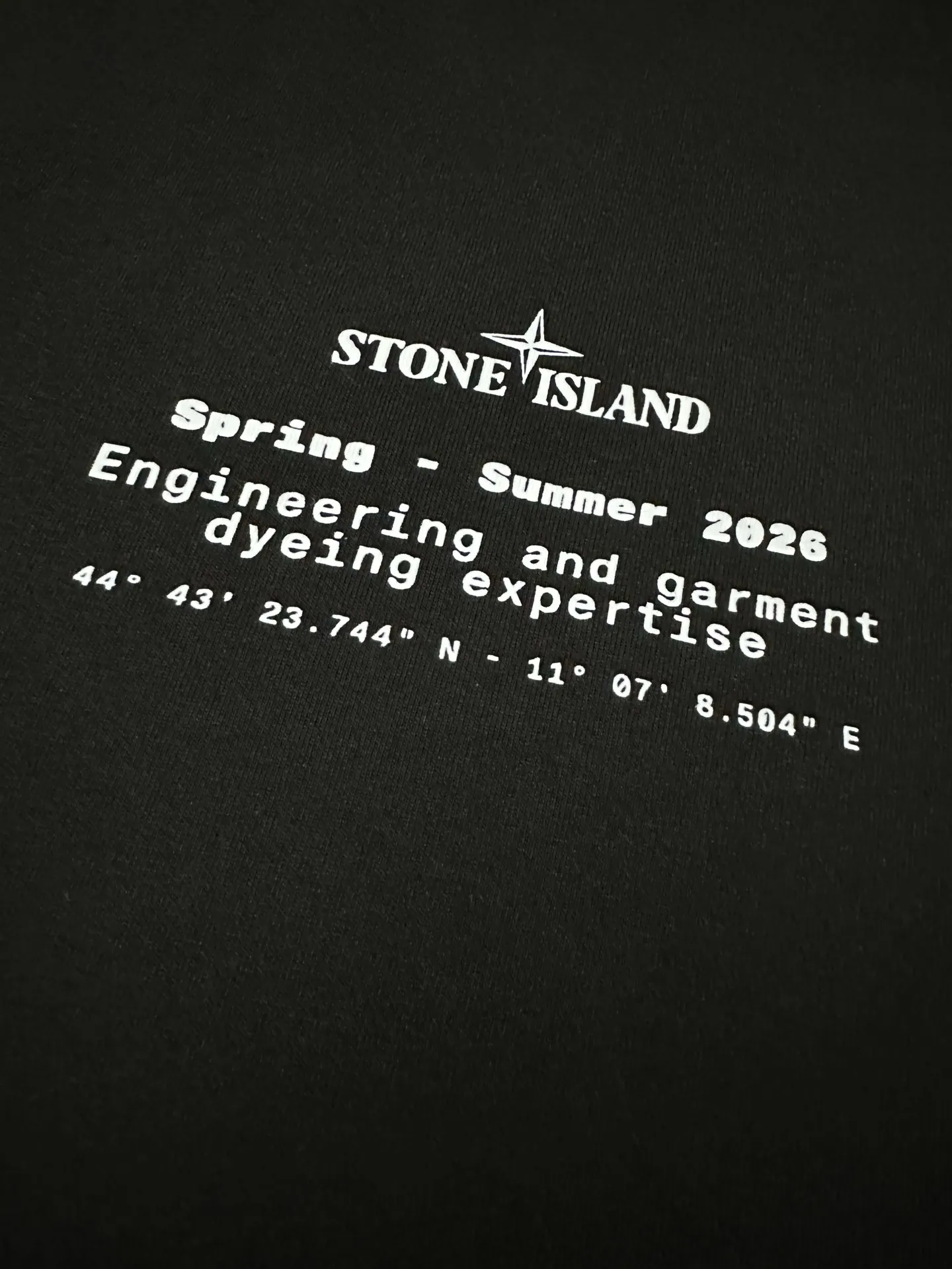 Logo Print Long-Sleeve Cotton T-Shirt D23024443 — view 7