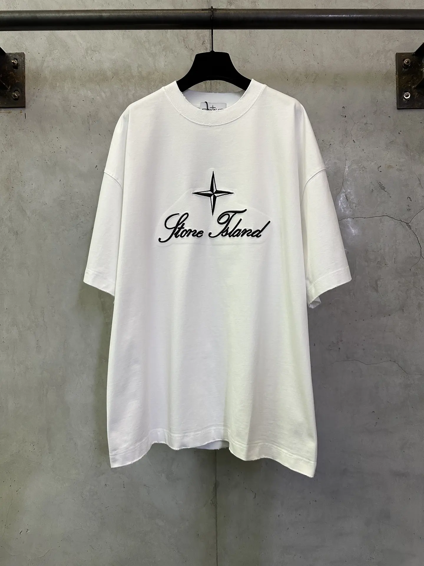 Embroidered Logo Heavyweight Cotton T-Shirt D23012825