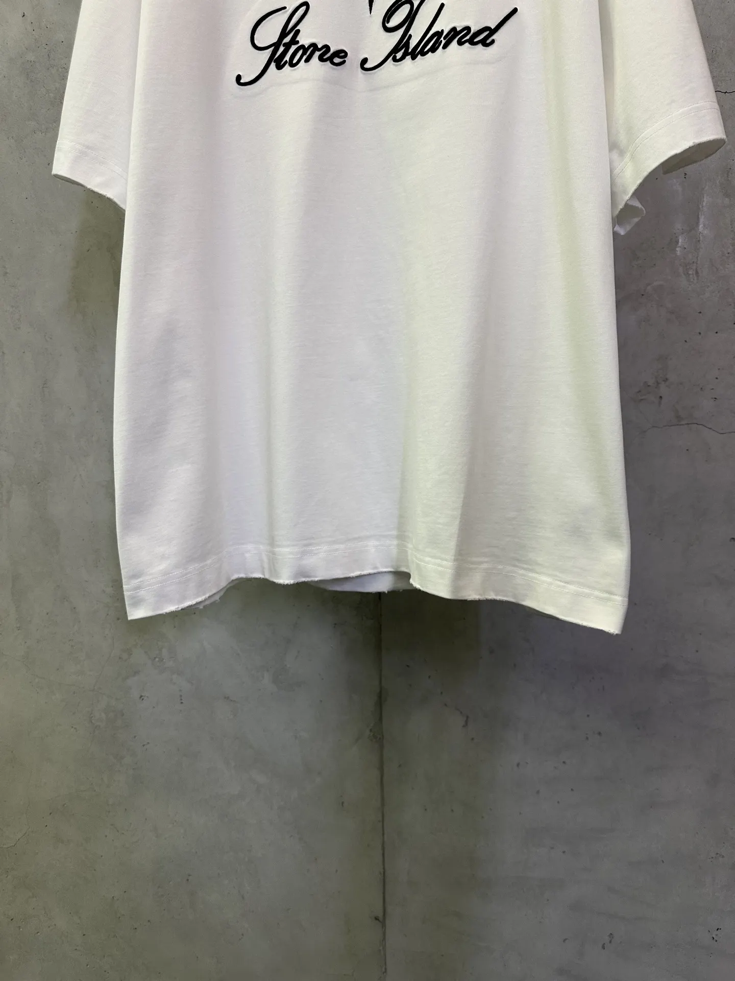 Embroidered Logo Heavyweight Cotton T-Shirt D23012825 — view 4