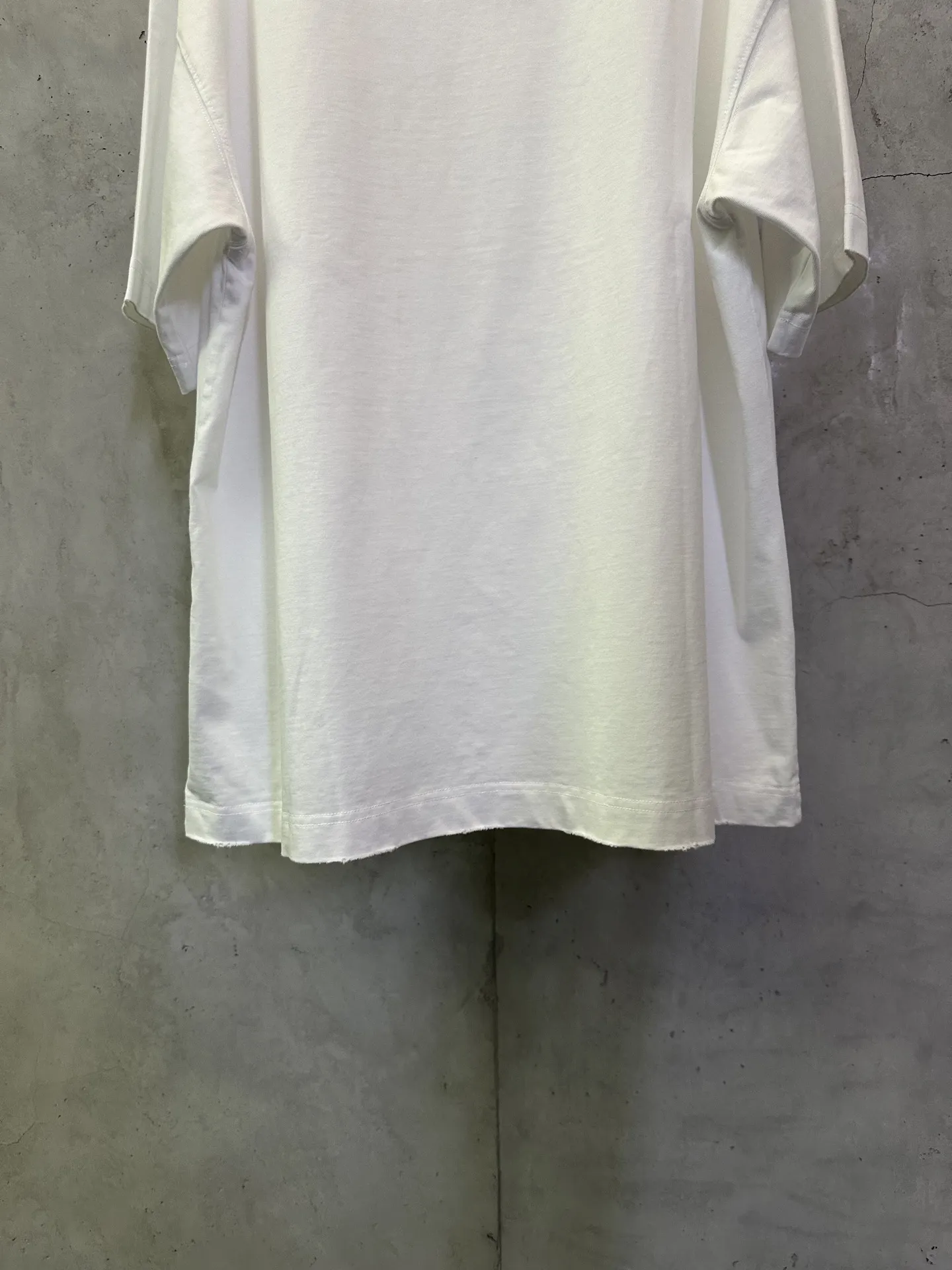 Embroidered Logo Heavyweight Cotton T-Shirt D23012825 — view 6