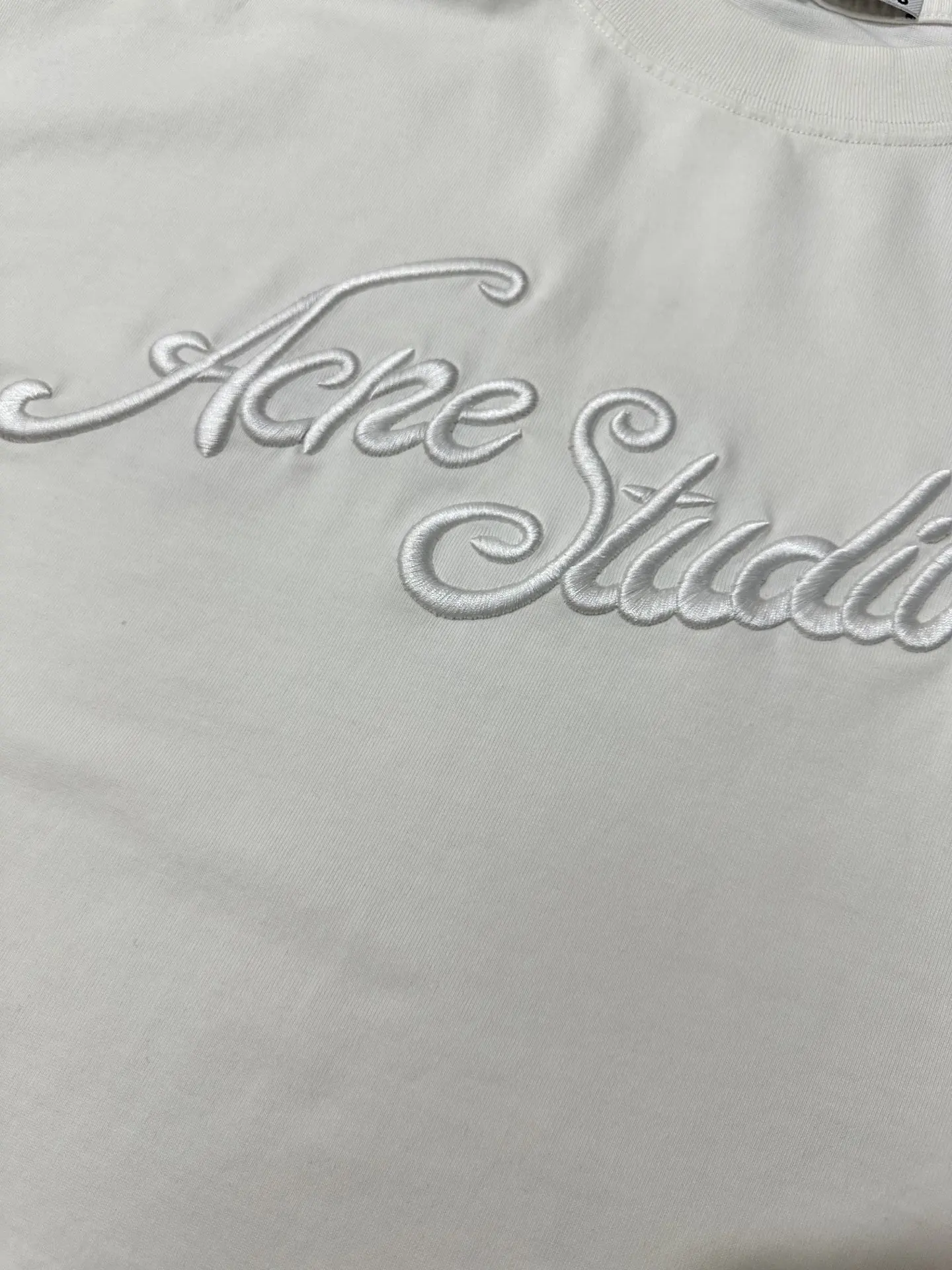 Embroidered Logo Oversized Long-Sleeve T-Shirt D23024423 — view 7
