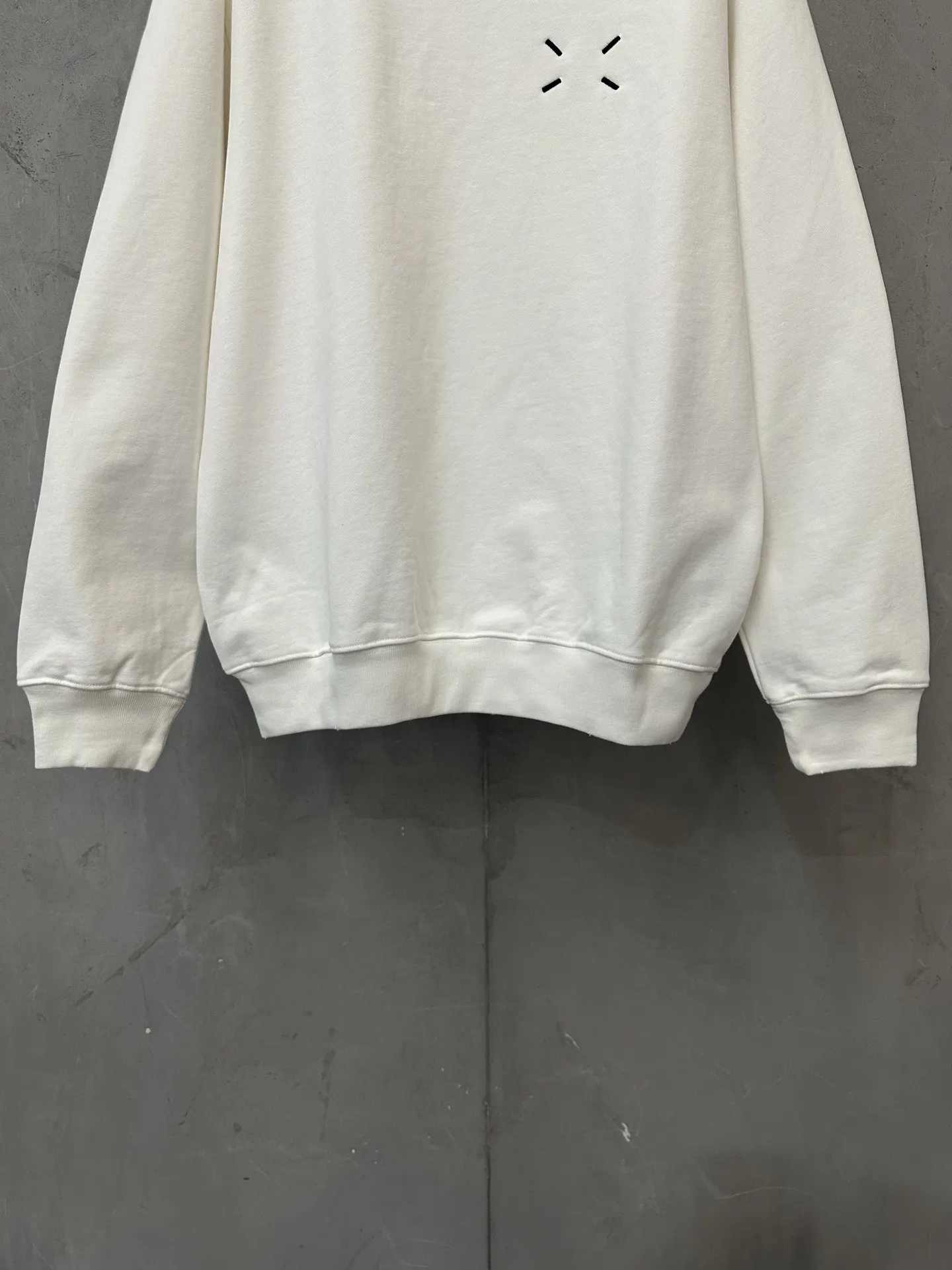 MM6 Embroidered Heavyweight Cotton Sweatshirt D25021819 — view 4