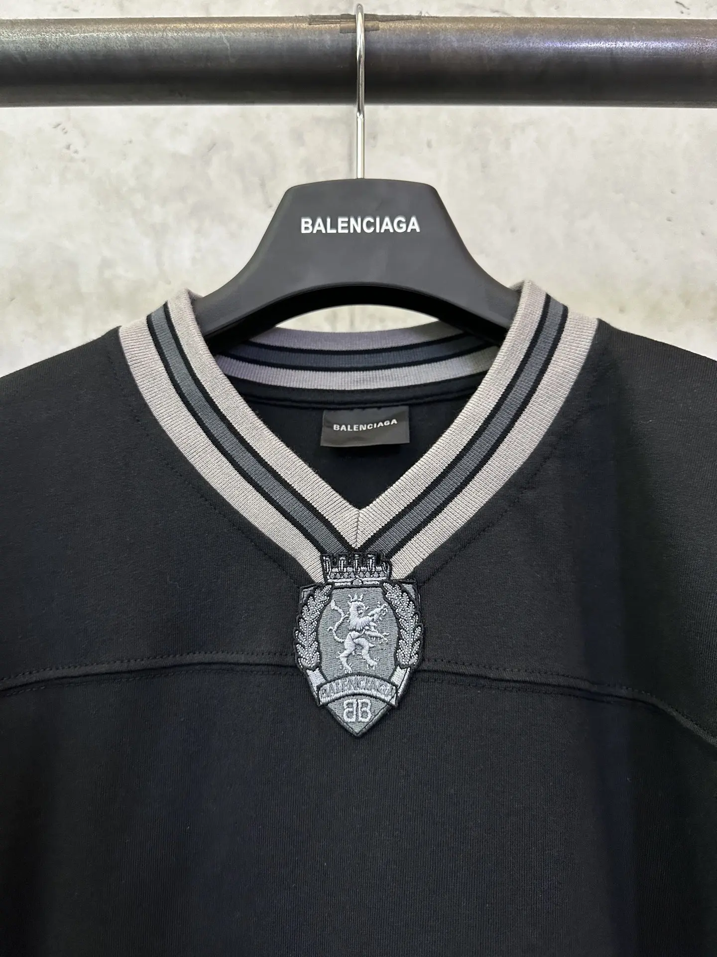 Football Embroidered Long-Sleeve Jersey D25511913 — view 7