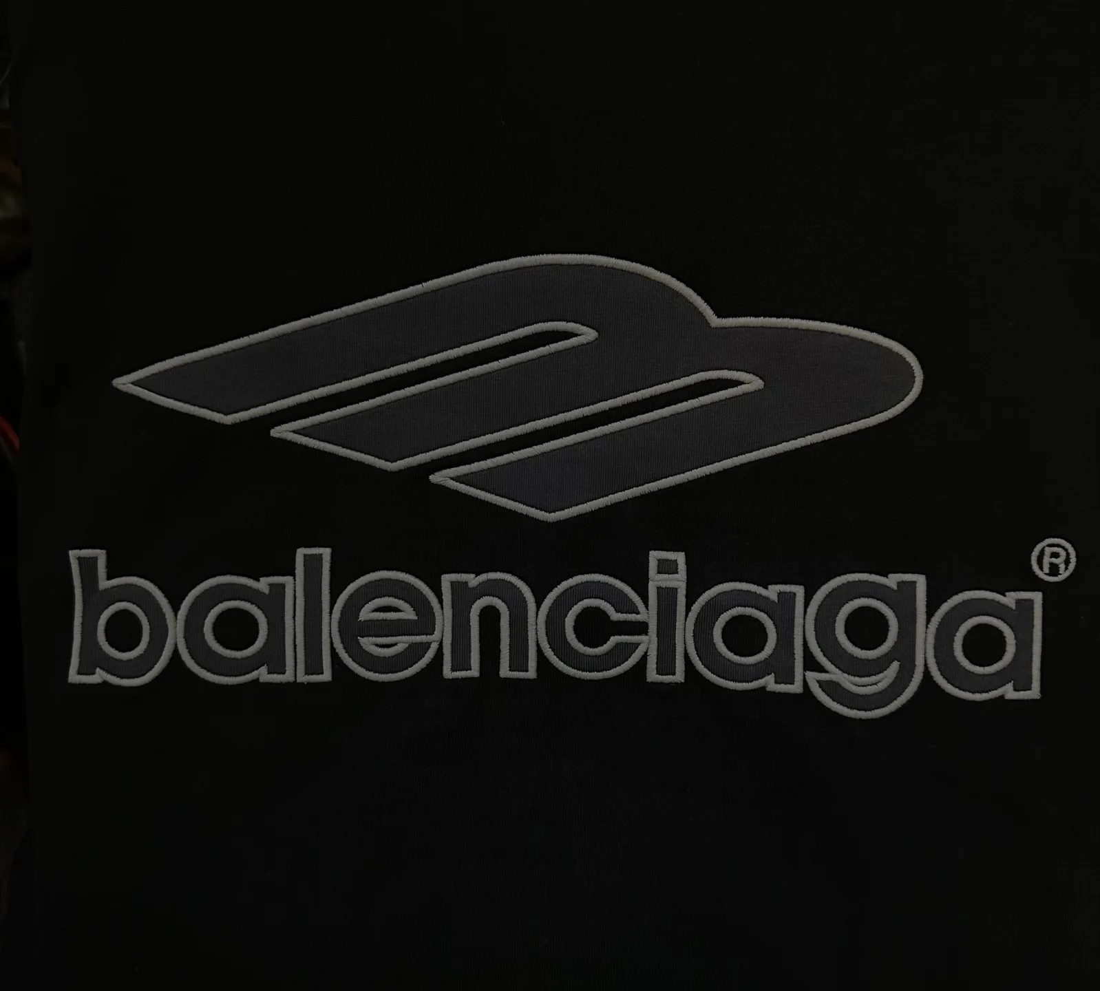 Football Embroidered Long-Sleeve Jersey D25511913 — view 8