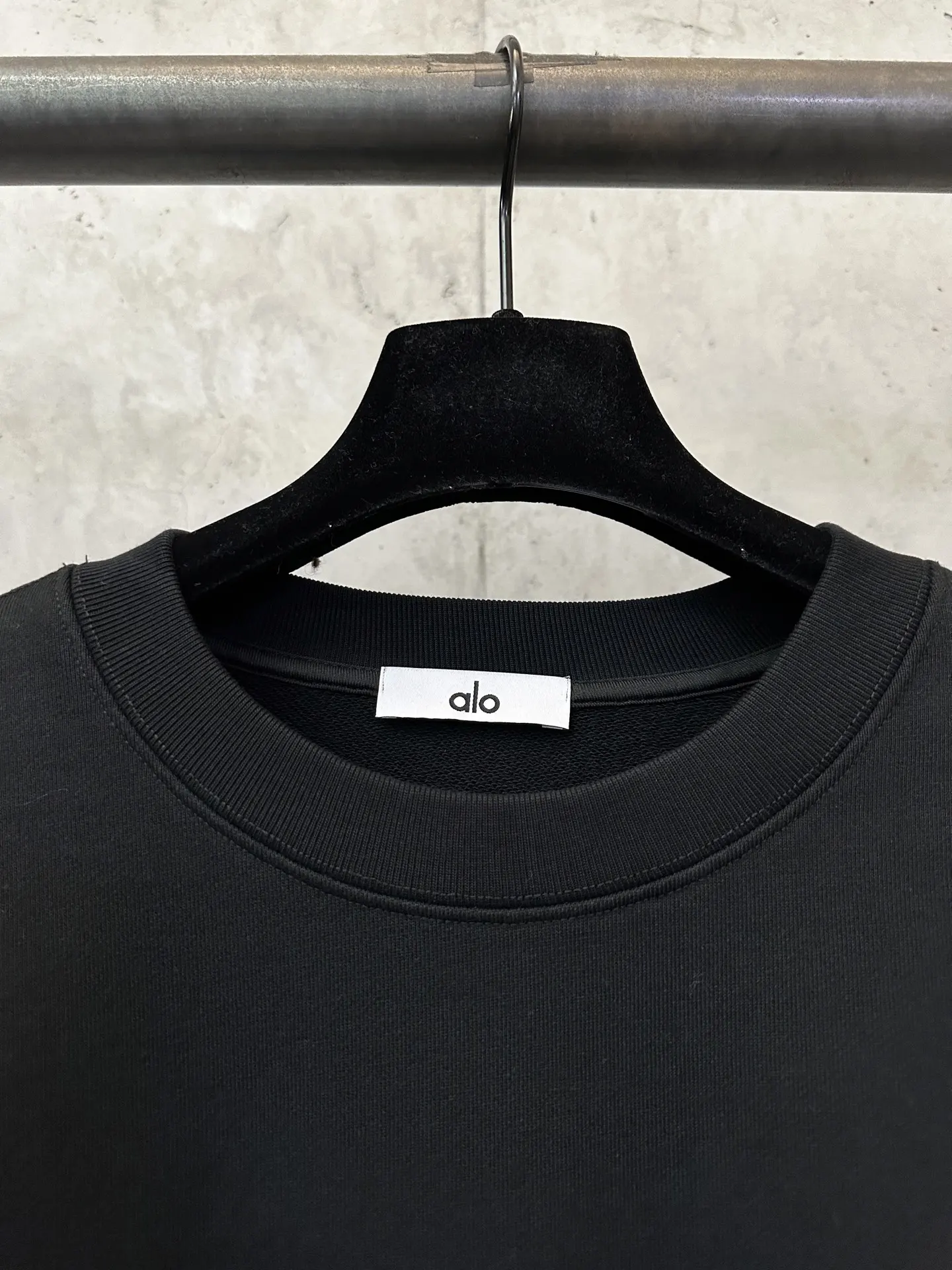 Accolade Heavyweight Cotton-Blend Sweatshirt D25521826 — view 7