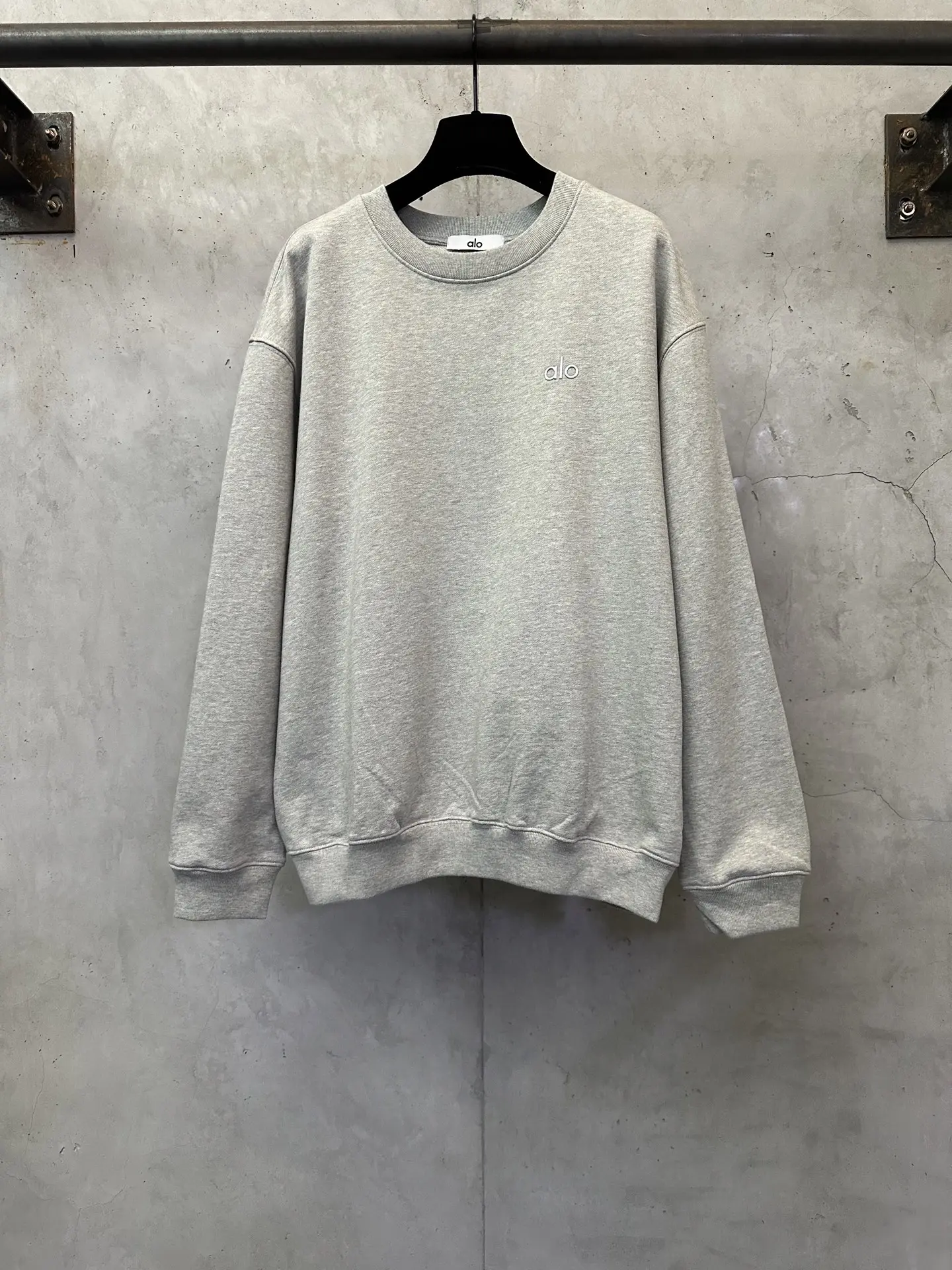Accolade Heavyweight Cotton Crew-Neck Sweatshirt D25521827
