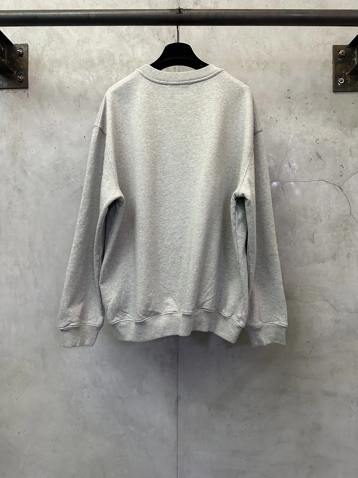 Accolade Heavyweight Cotton Crew-Neck Sweatshirt D25521827 — view 2