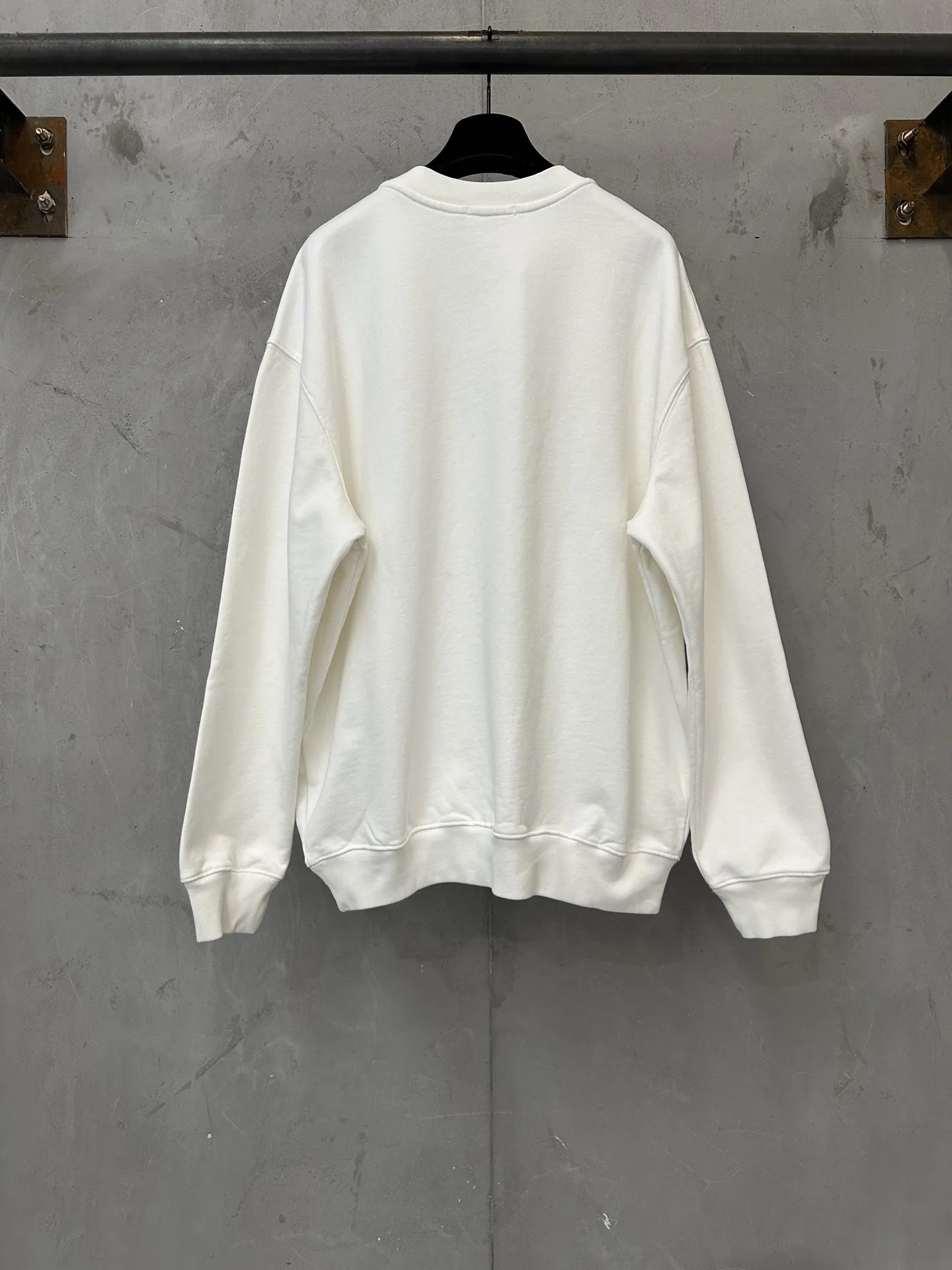 Triomphe Logo Embroidered Cotton Sweatshirt D26024410 — view 2