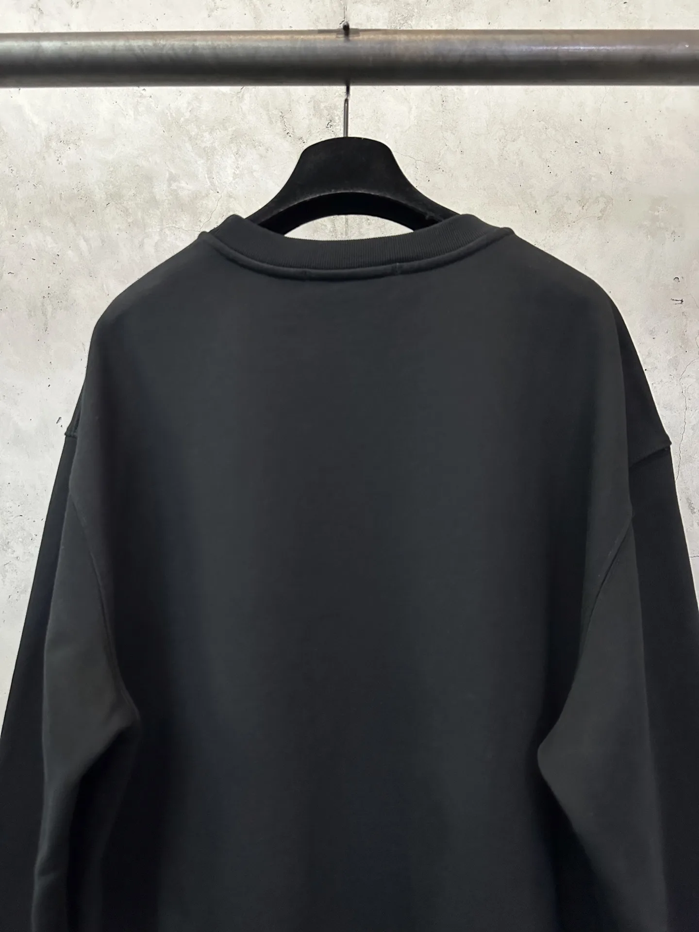 Logo Print Heavyweight Cotton Sweatshirt D26023532 — view 5